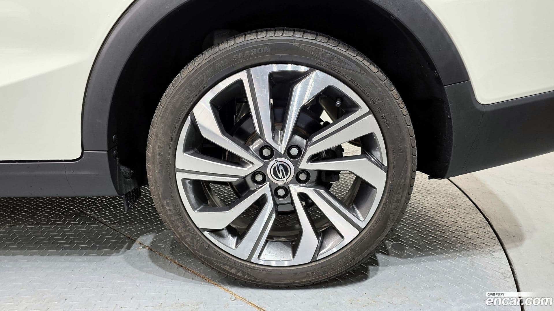Main__Slider__Photo:TIBOLI KG Mobility 2020.10-20