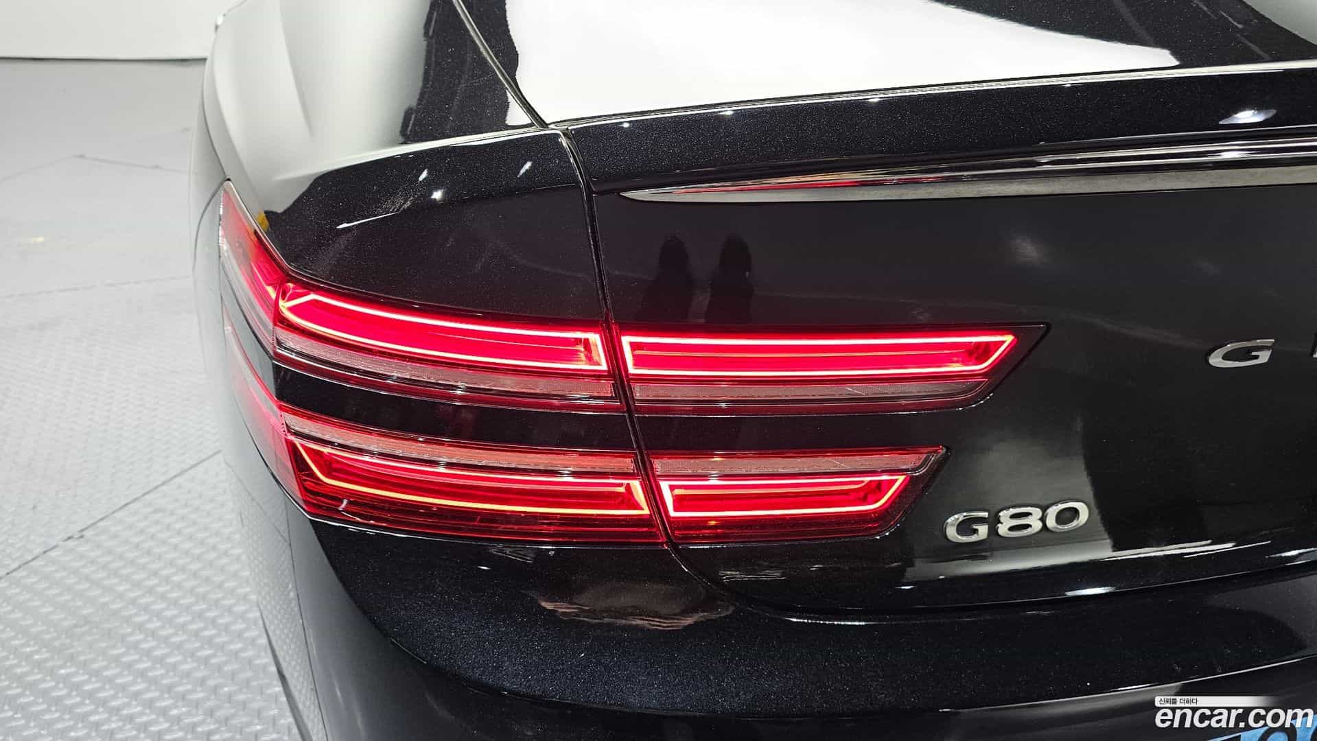 G80 Genesis 2021.11-OUTER-033