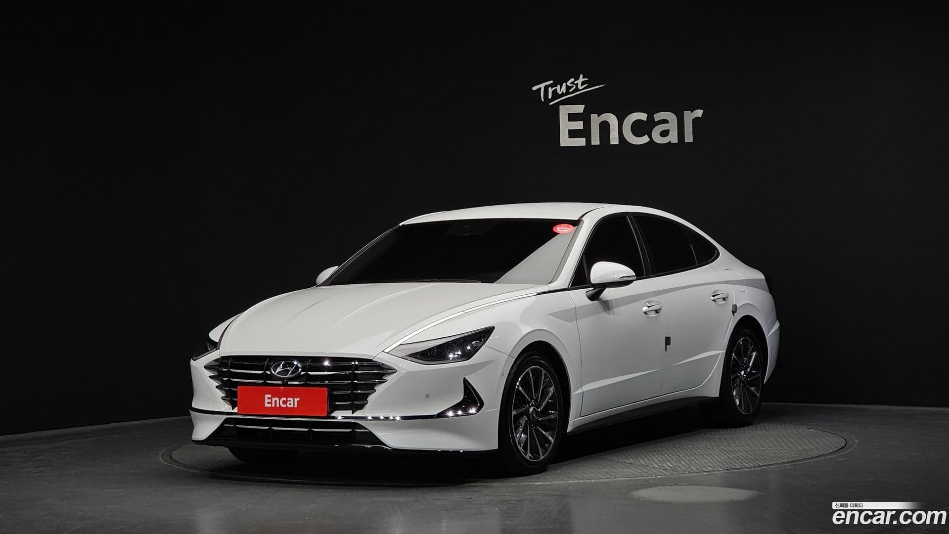 Main__Slider__Photo:Sonata Hyundai 2019.3-0
