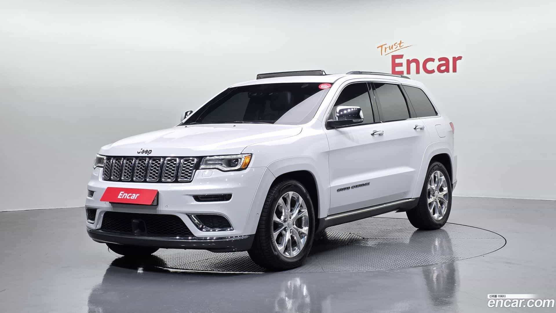 Cherokee Jeep 2019.9-OUTER-001