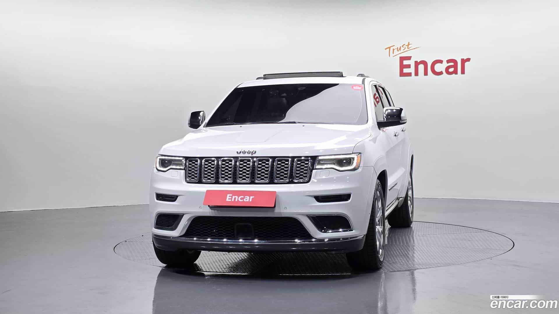 Cherokee Jeep 2019.9-OUTER-003