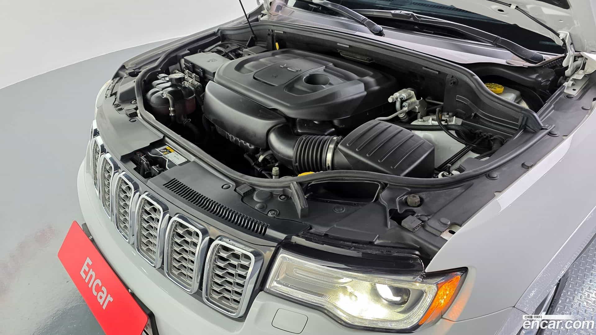 Cherokee Jeep 2019.9-OUTER-006