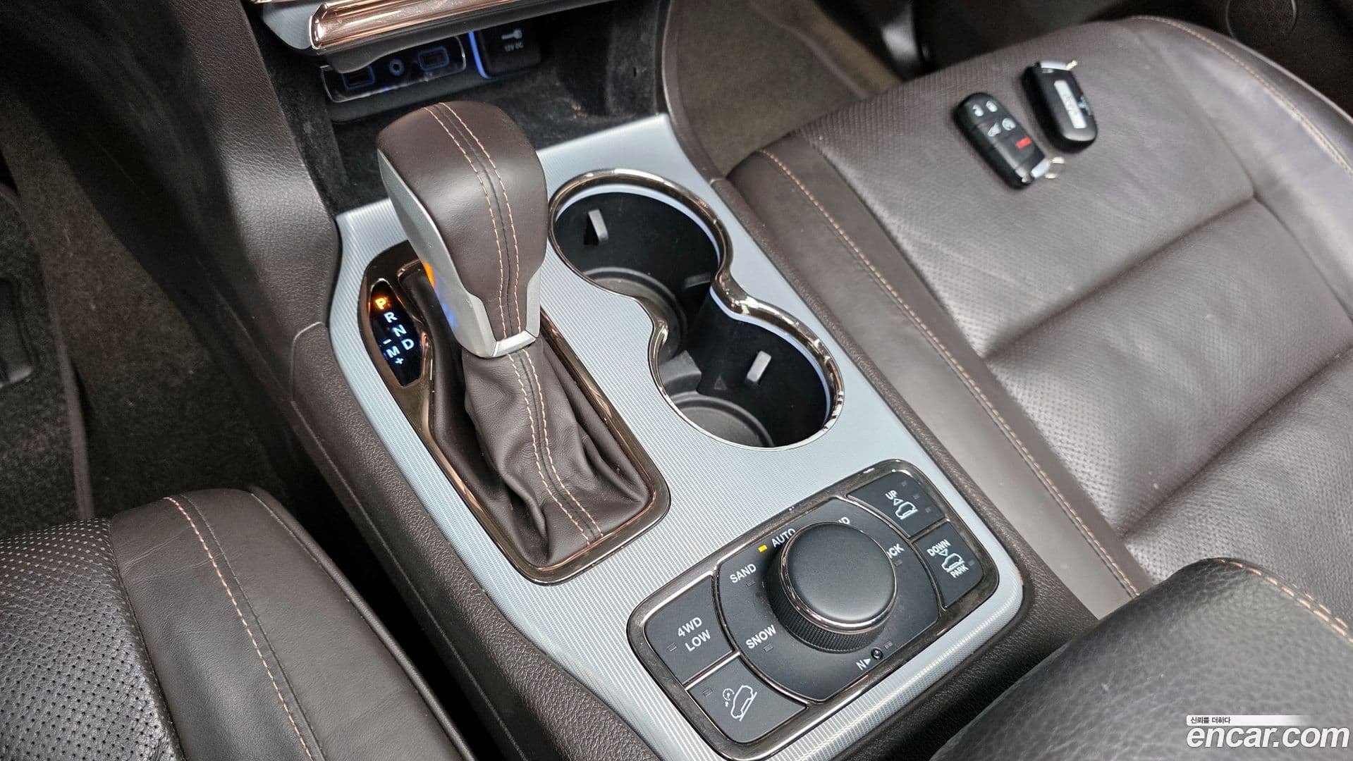 Main__Slider__Photo:Cherokee Jeep 2019.9-8