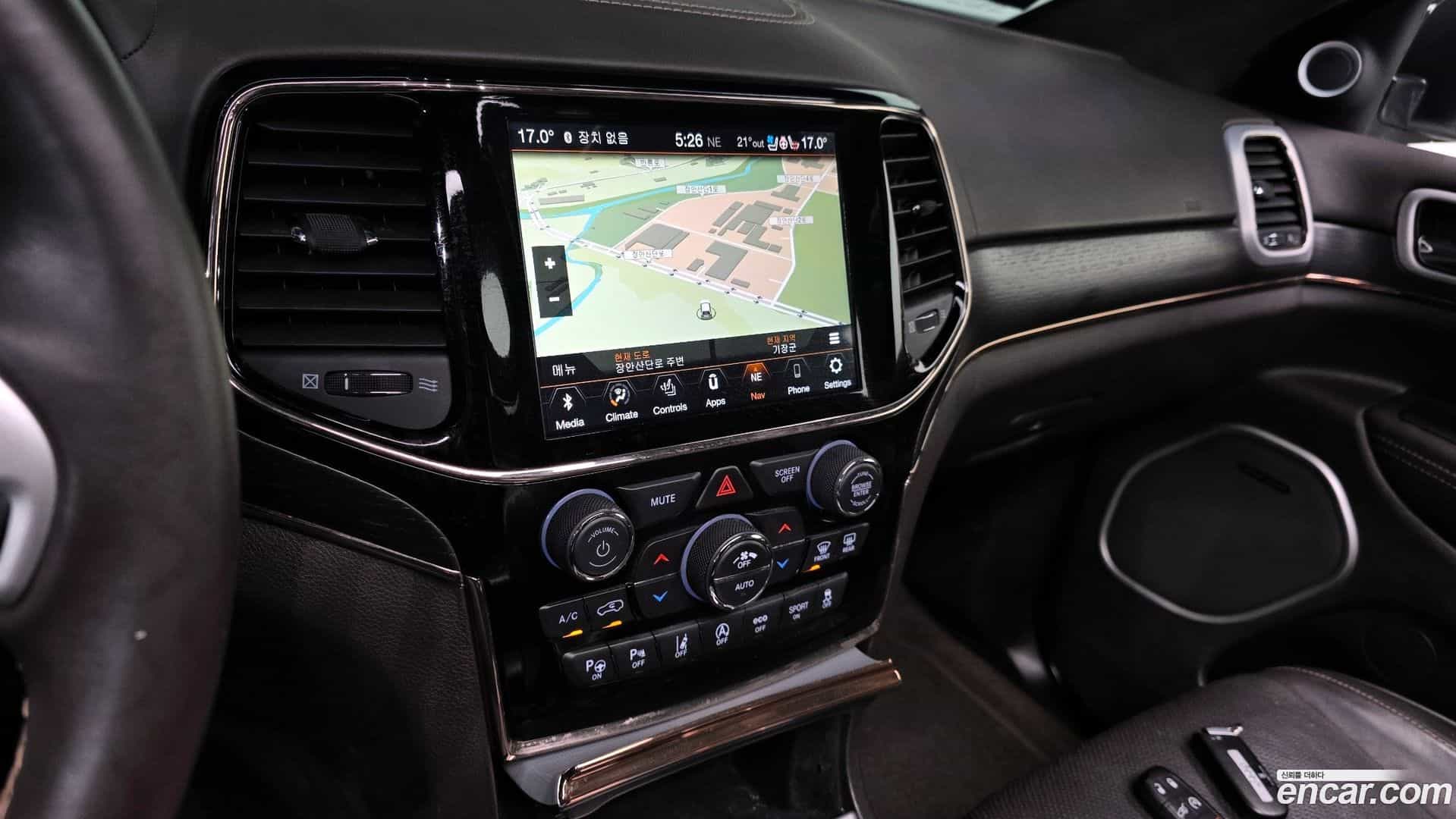 Cherokee Jeep 2019.9-OPTION-019