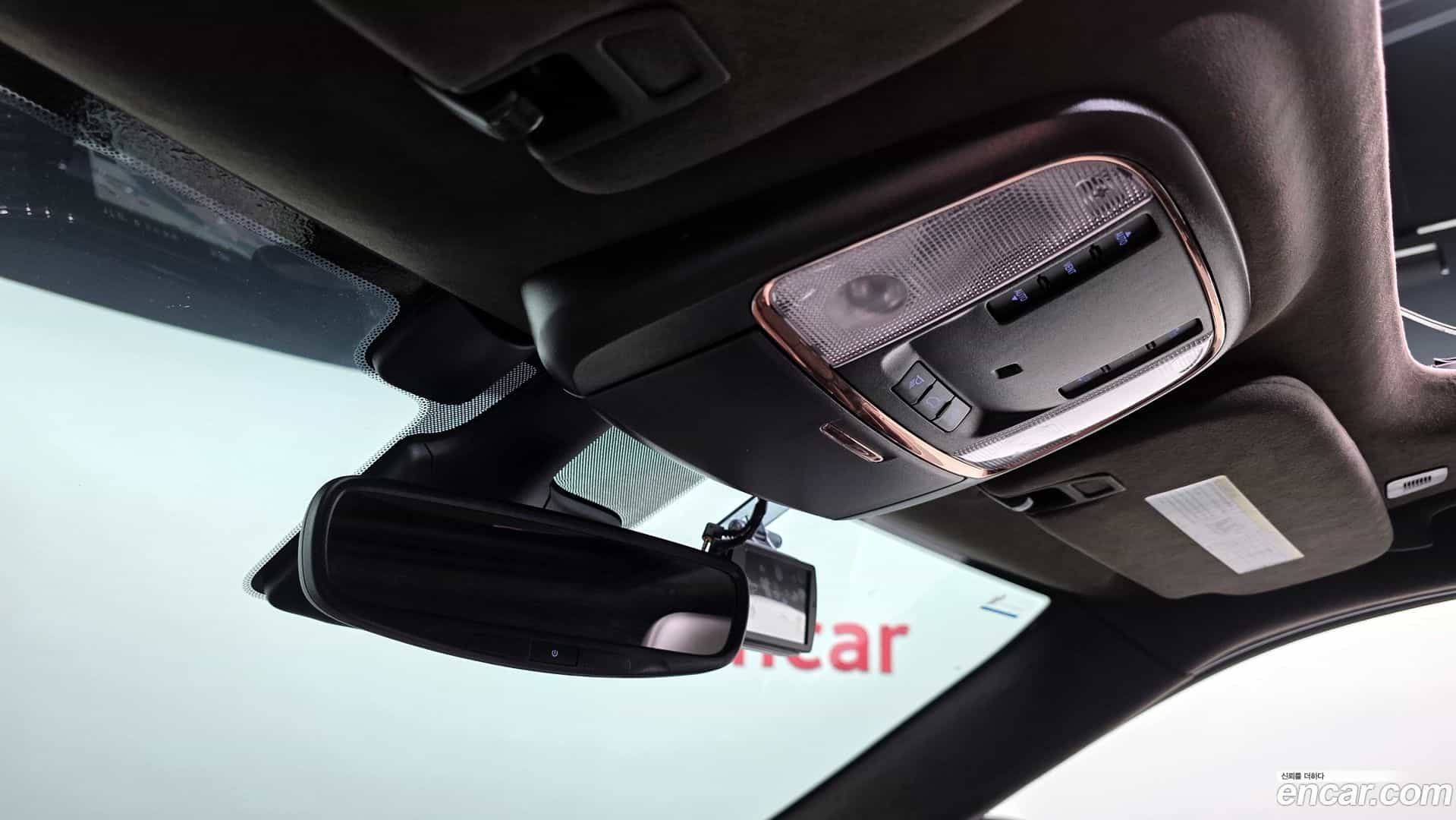 Cherokee Jeep 2019.9-OPTION-044