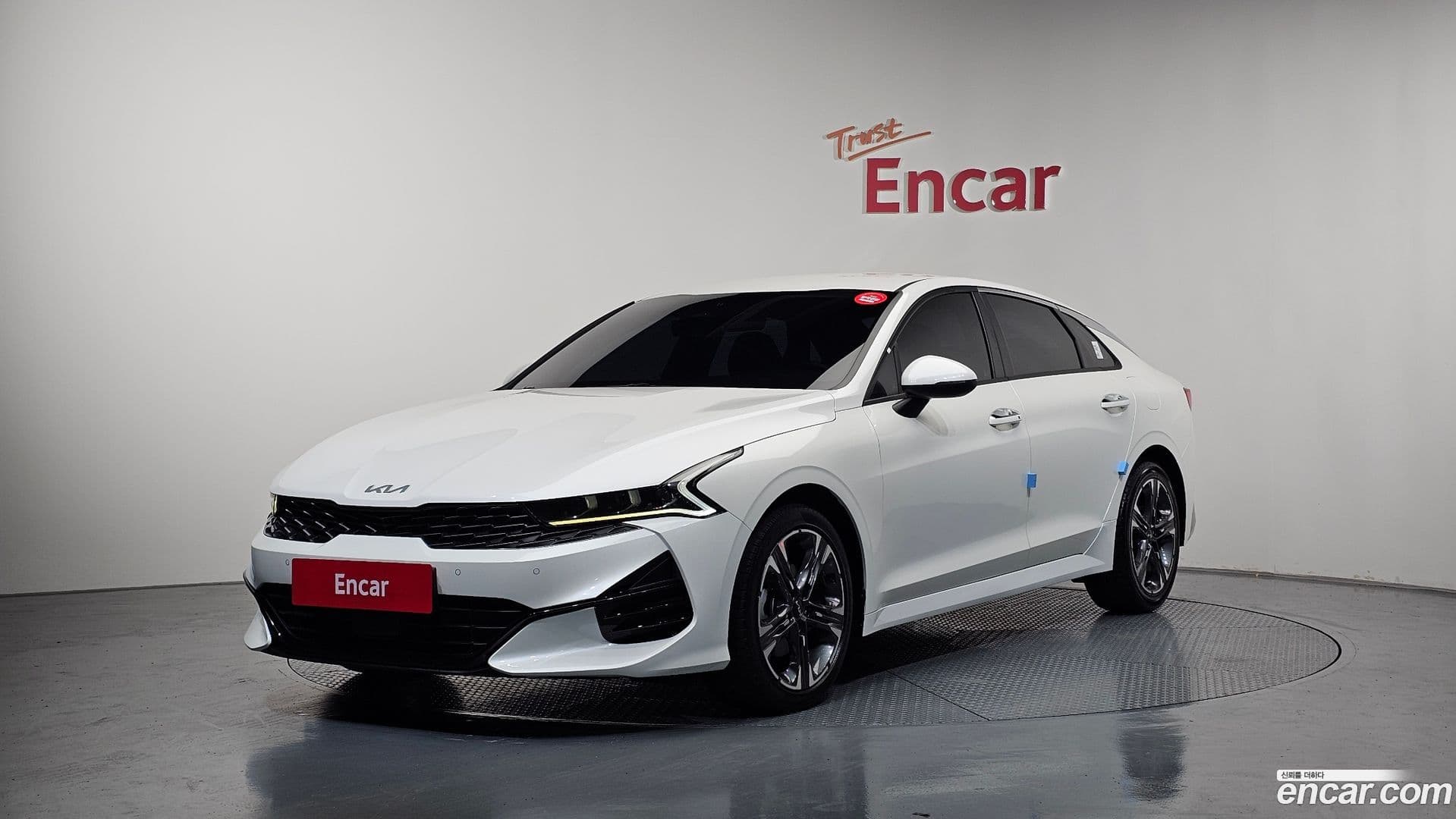 Main__Slider__Photo:K5 Kia 2022.1-0