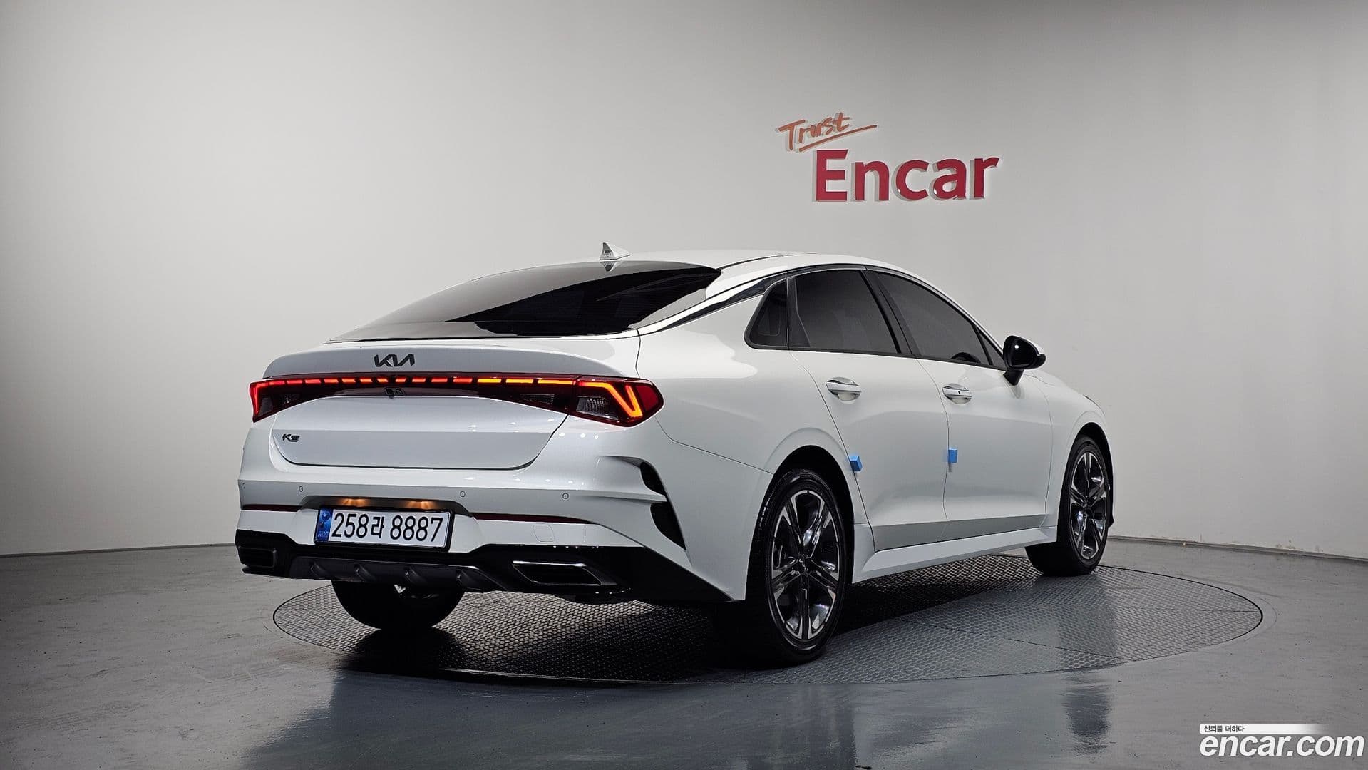 Main__Slider__Photo:K5 Kia 2022.1-1