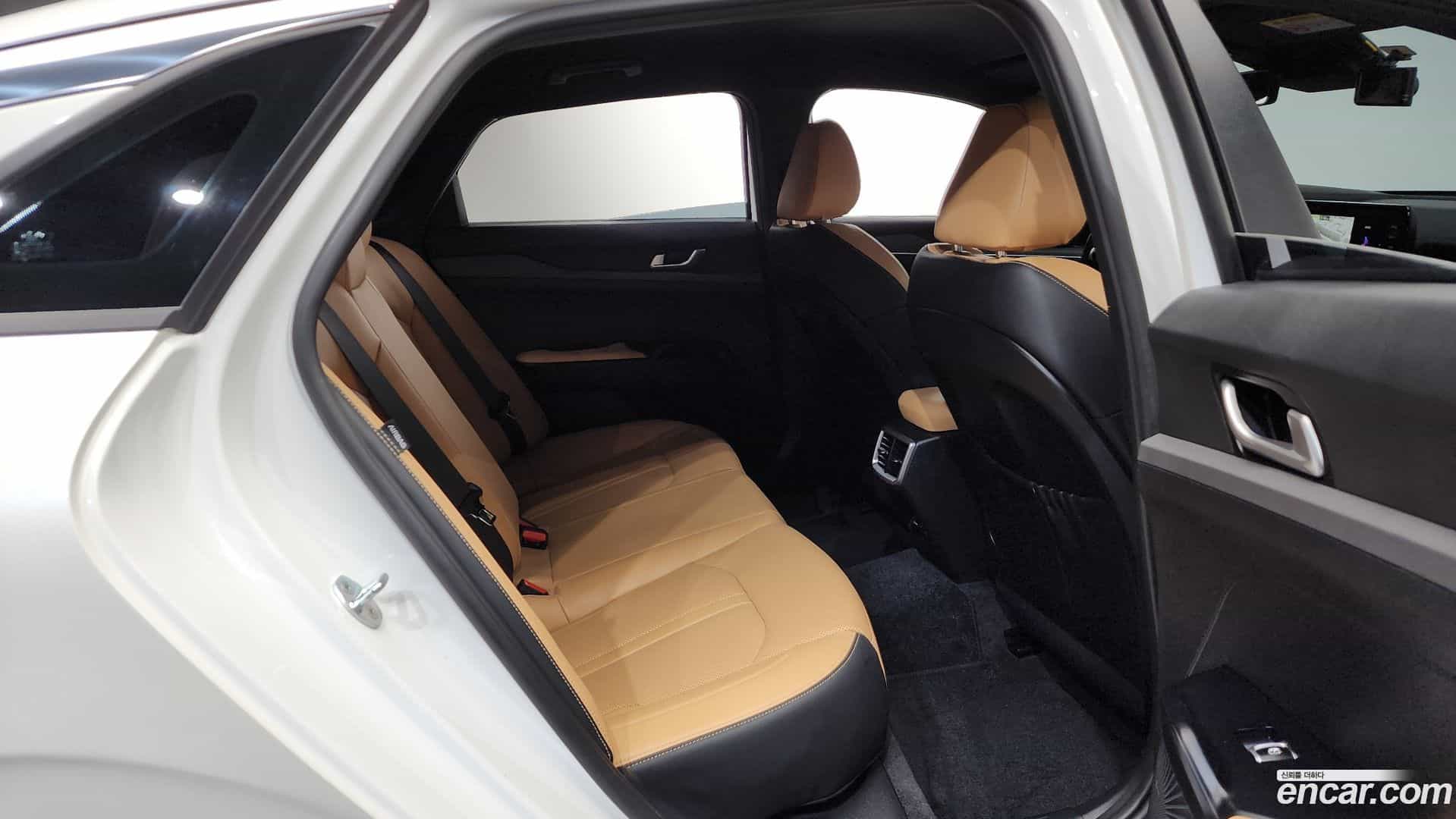 K5 Kia 2022.1-OPTION-015