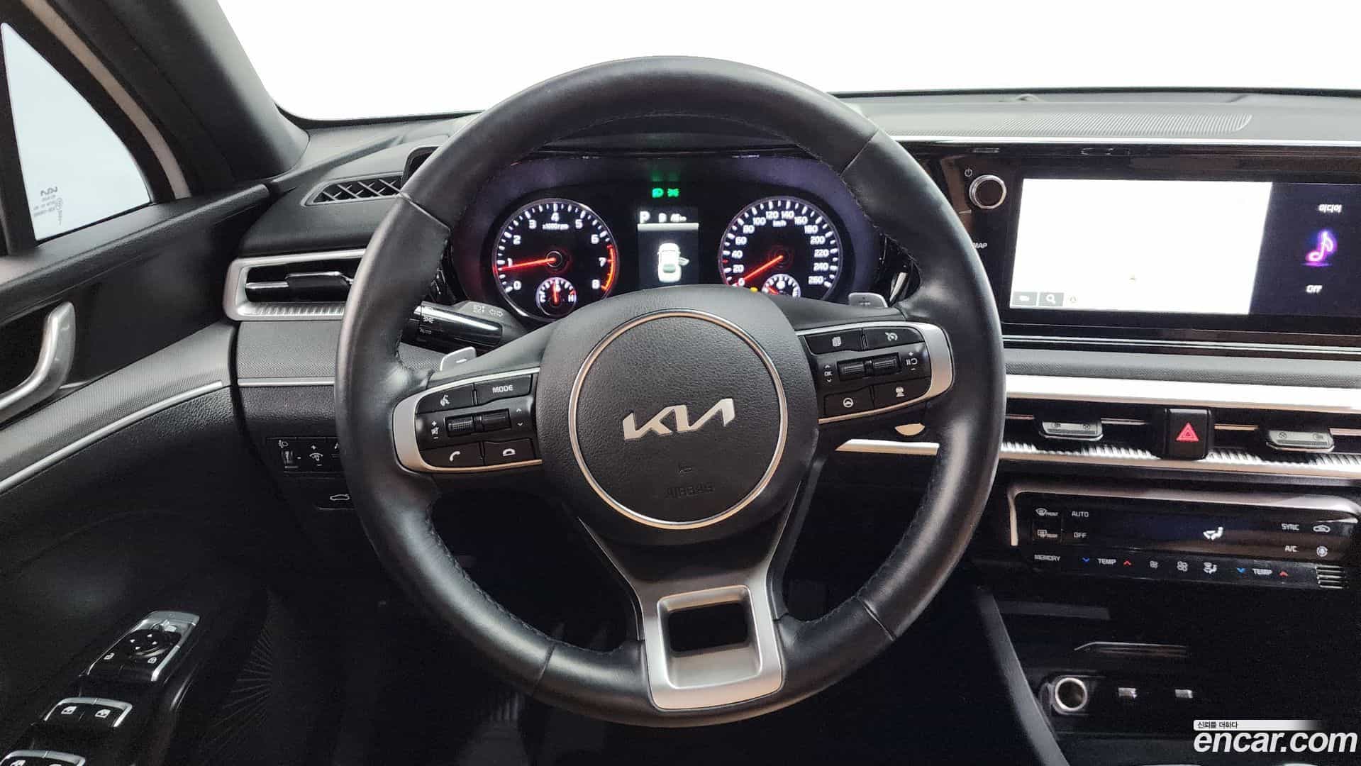 K5 Kia 2022.1-OPTION-016