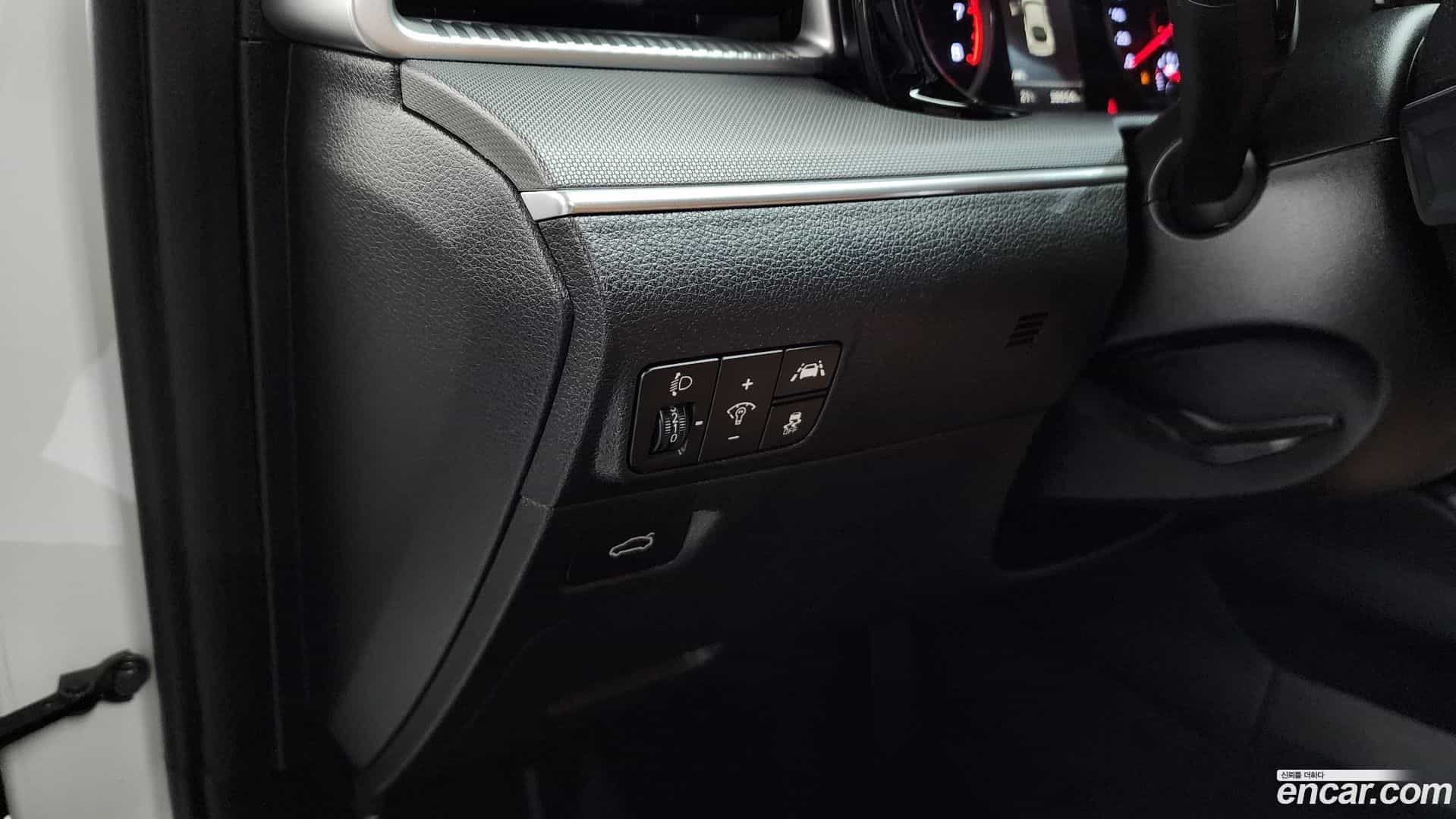 K5 Kia 2022.1-OPTION-024