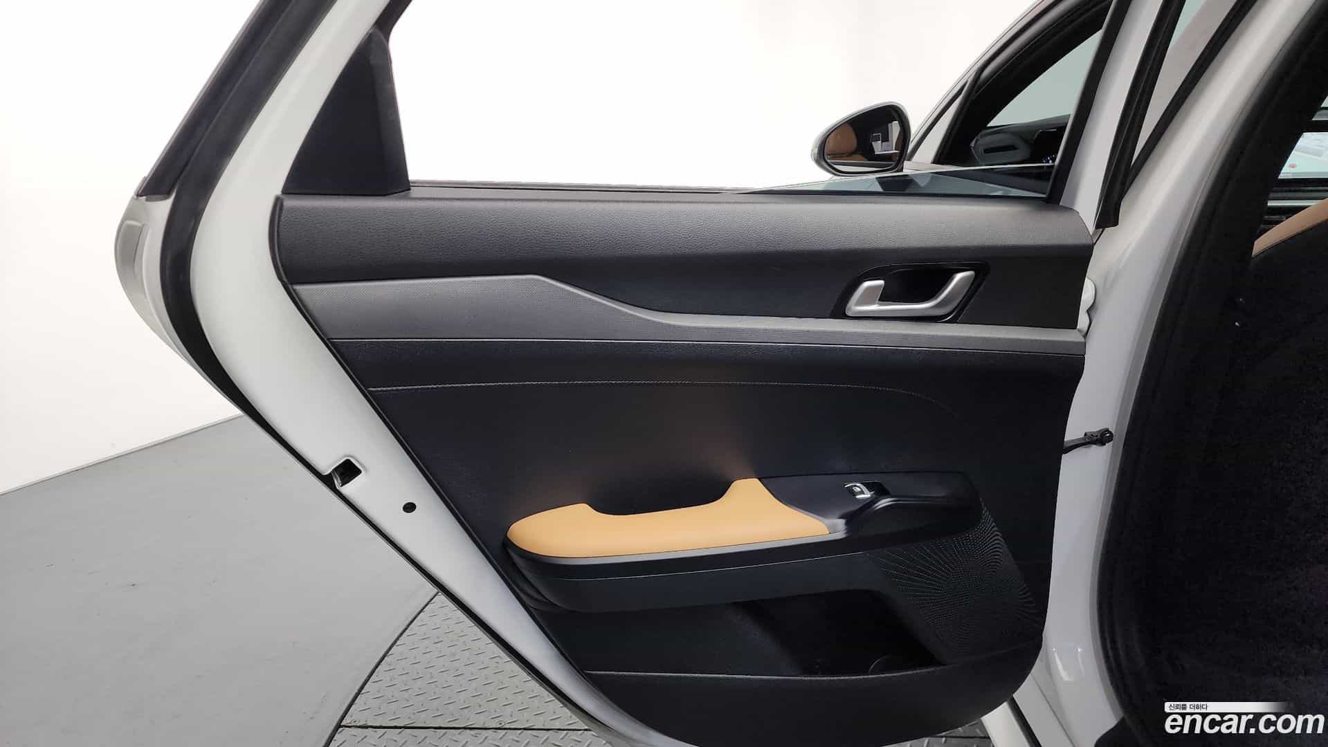 K5 Kia 2022.1-INNER-035