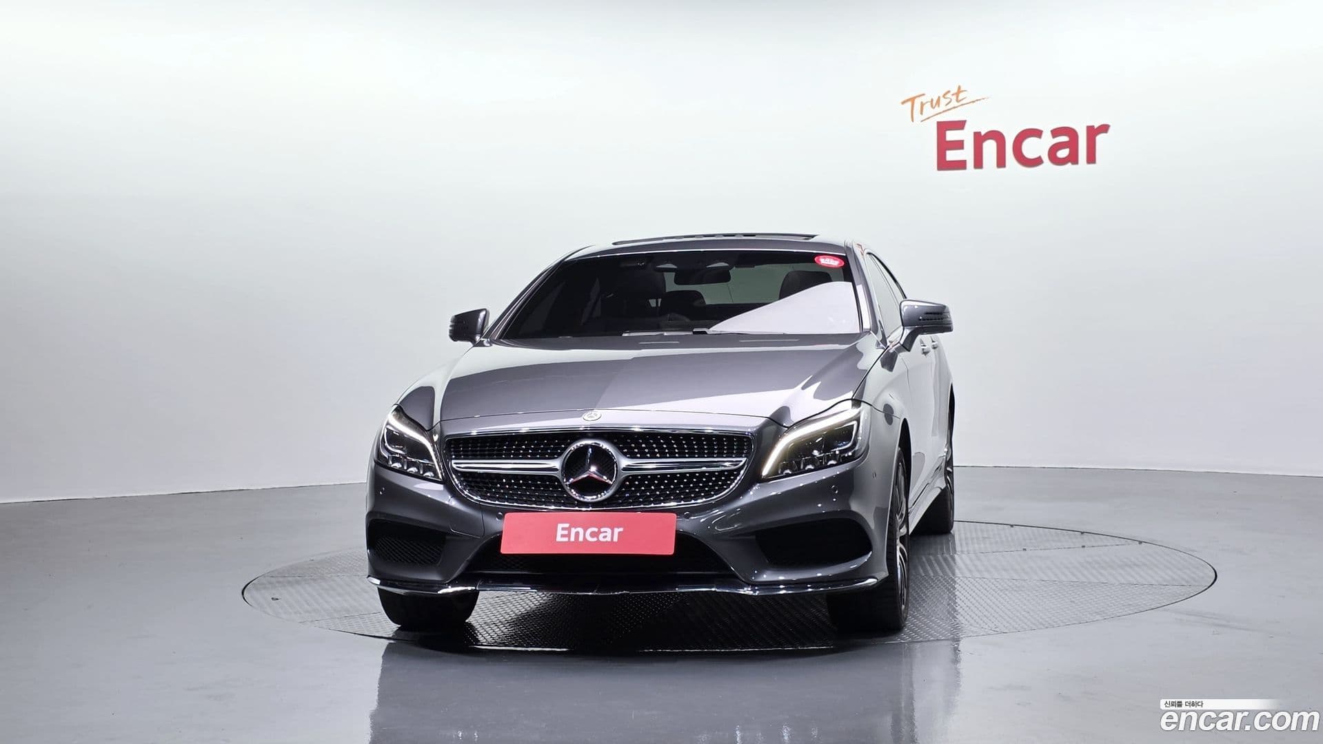 Main__Slider__Photo:CLS-Class Mercedes-Benz 2017.5-2