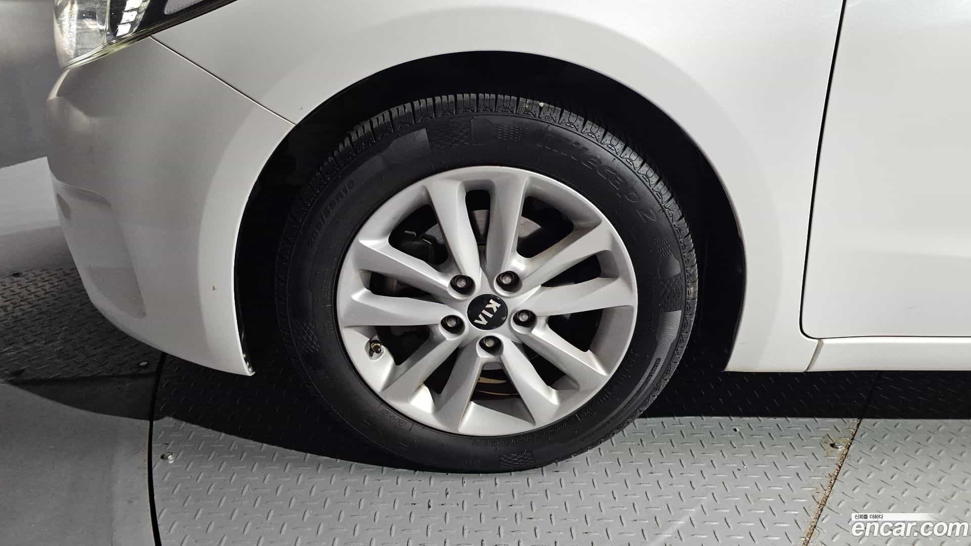 K3 Kia 2016.11-OUTER-005