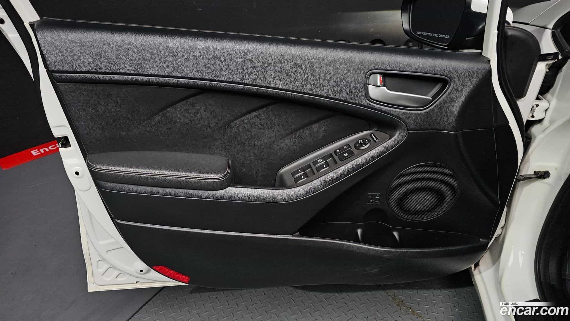 K3 Kia 2016.11-INNER-034