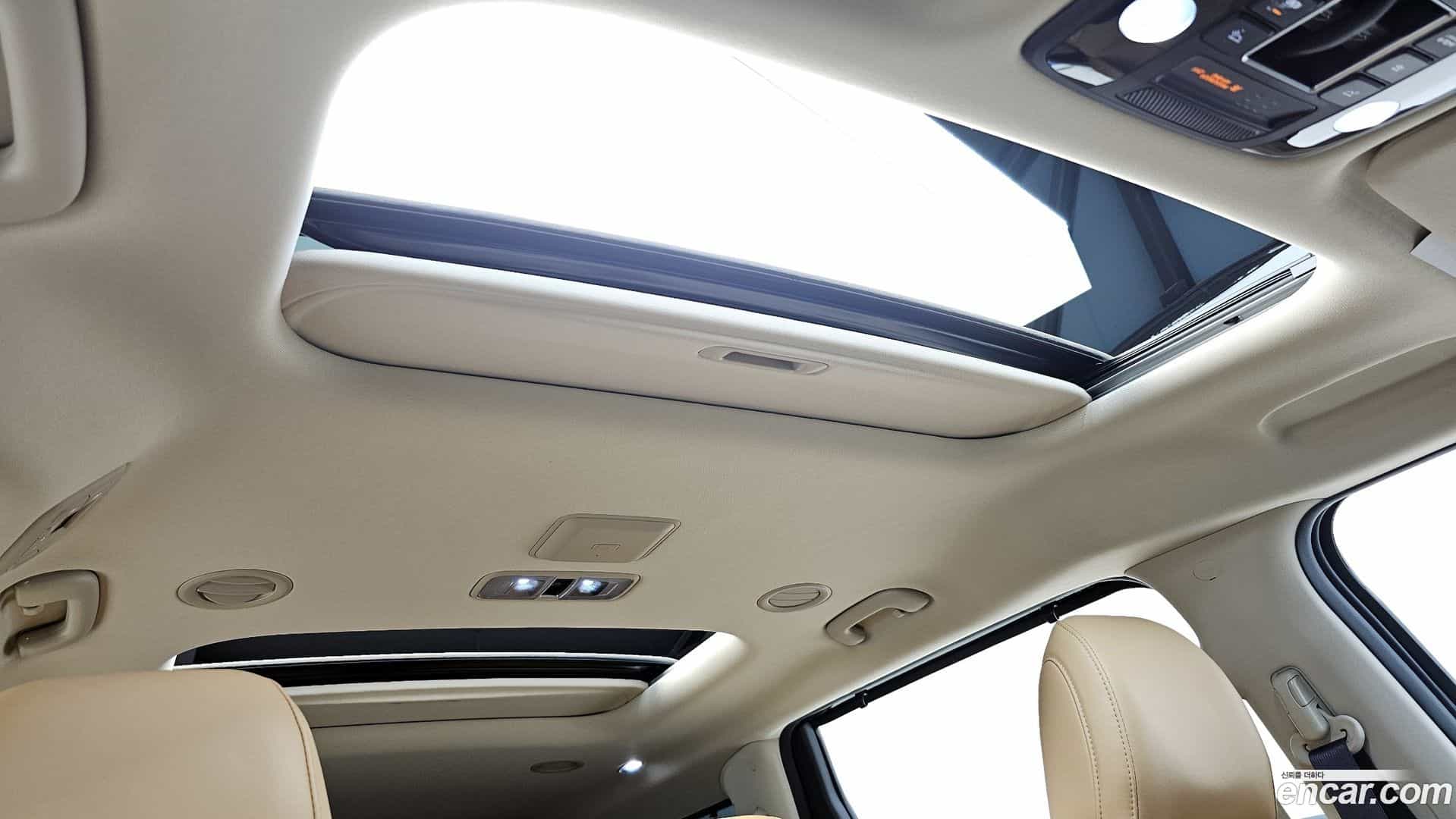 Canival Kia 2023.3-OPTION-023