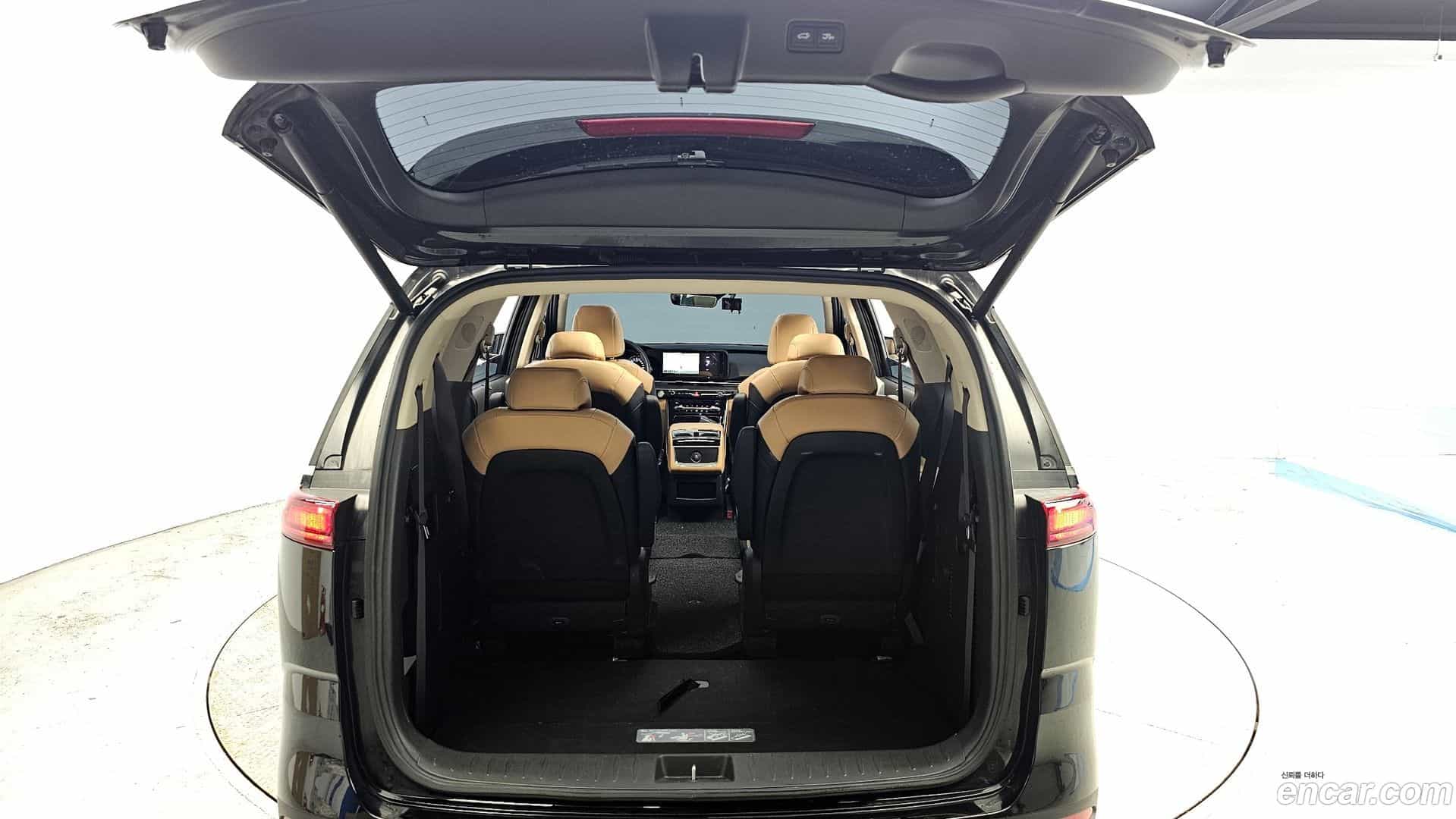 Canival Kia 2023.3-OPTION-024
