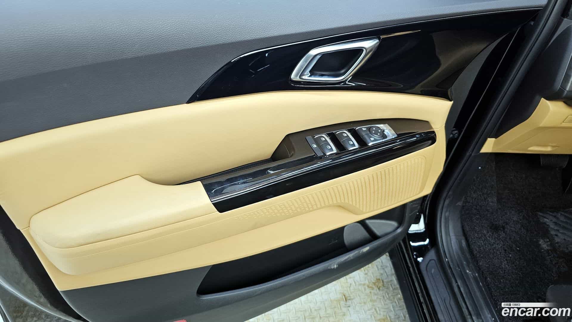 Canival Kia 2023.3-INNER-034