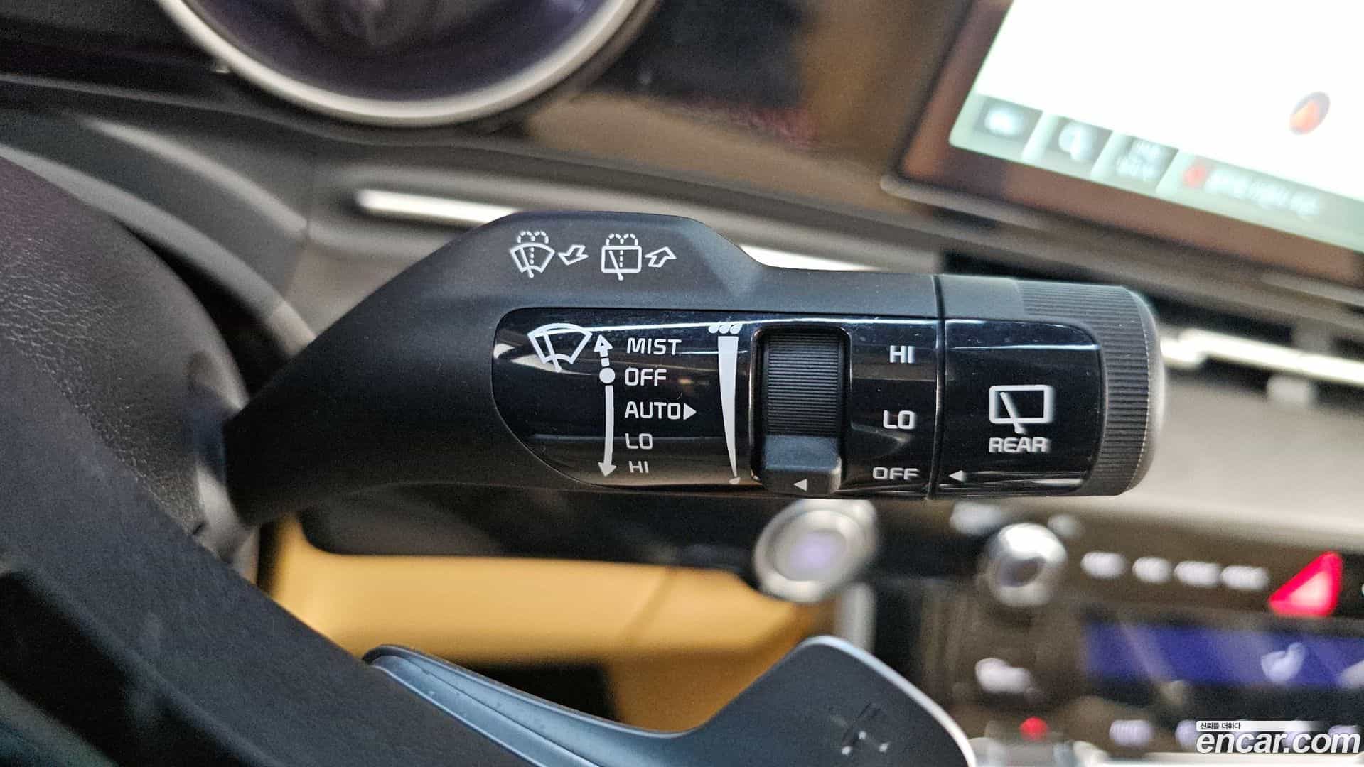 Canival Kia 2023.3-OPTION-042