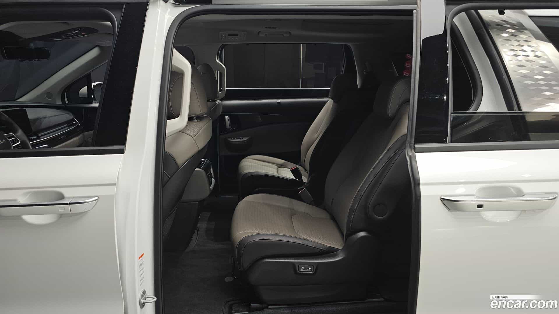 Canival Kia 2024.3-OPTION-016