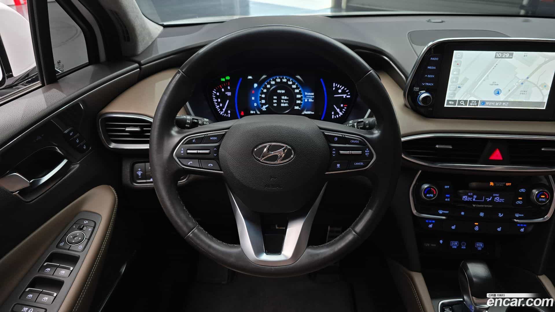 Santafe Hyundai 2019.9-OPTION-017