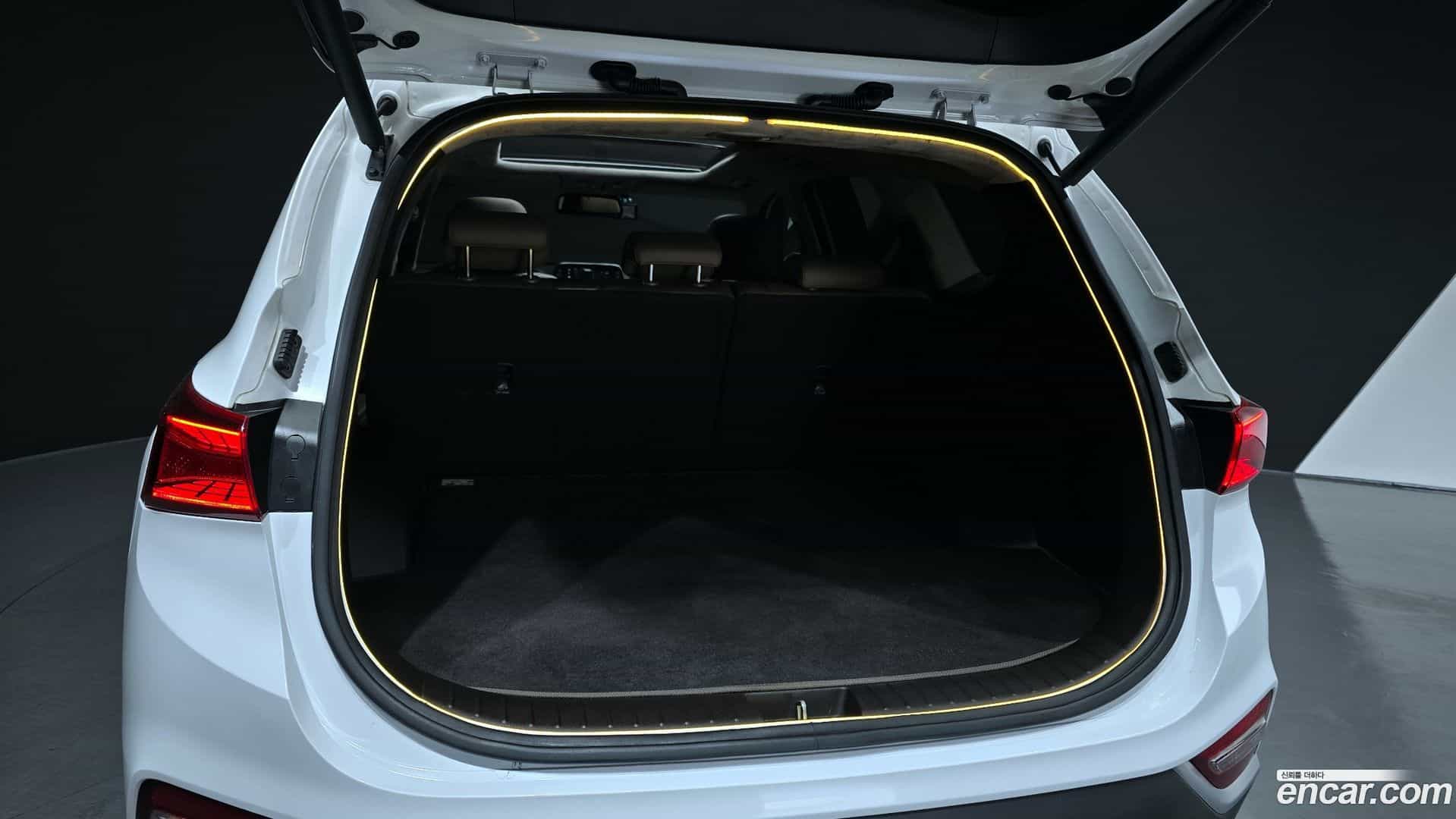 Santafe Hyundai 2019.9-OPTION-024