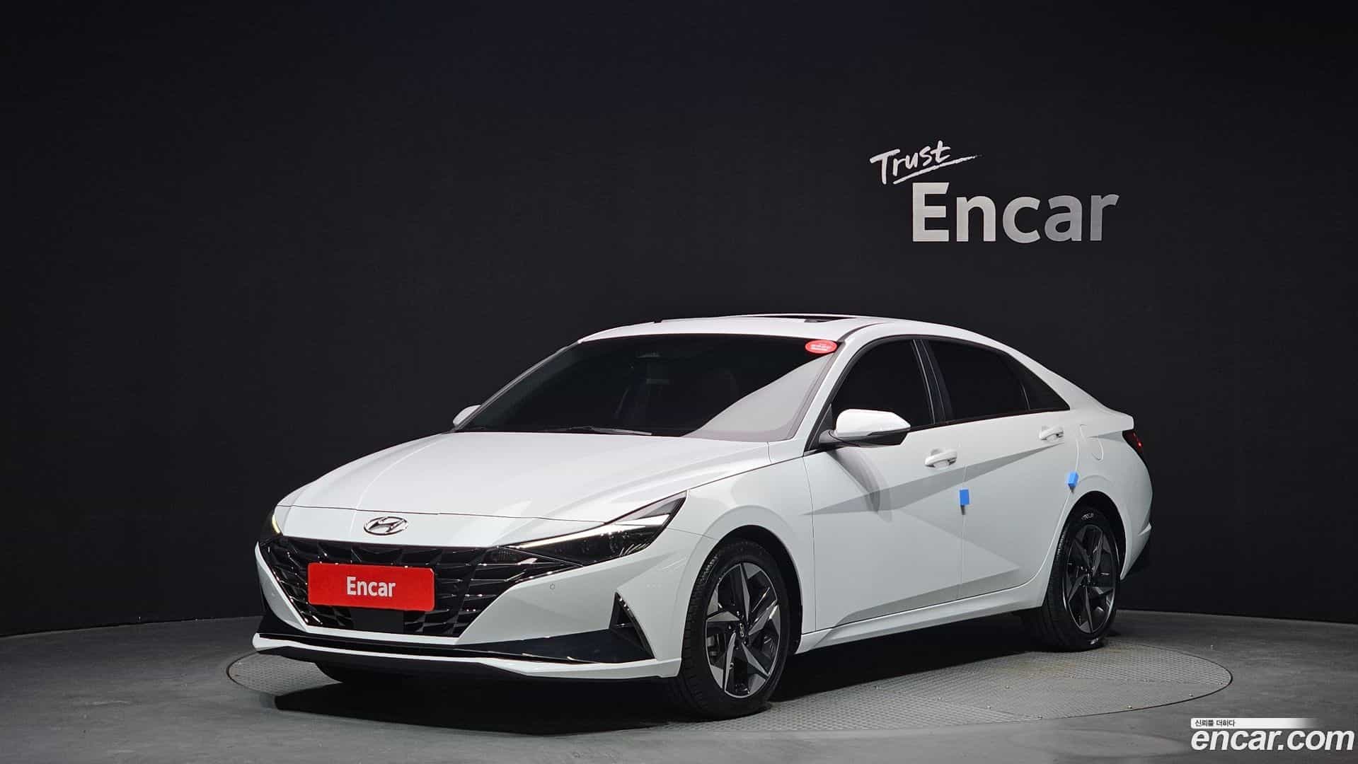 AVANTE Hyundai 2022.0-OUTER-001