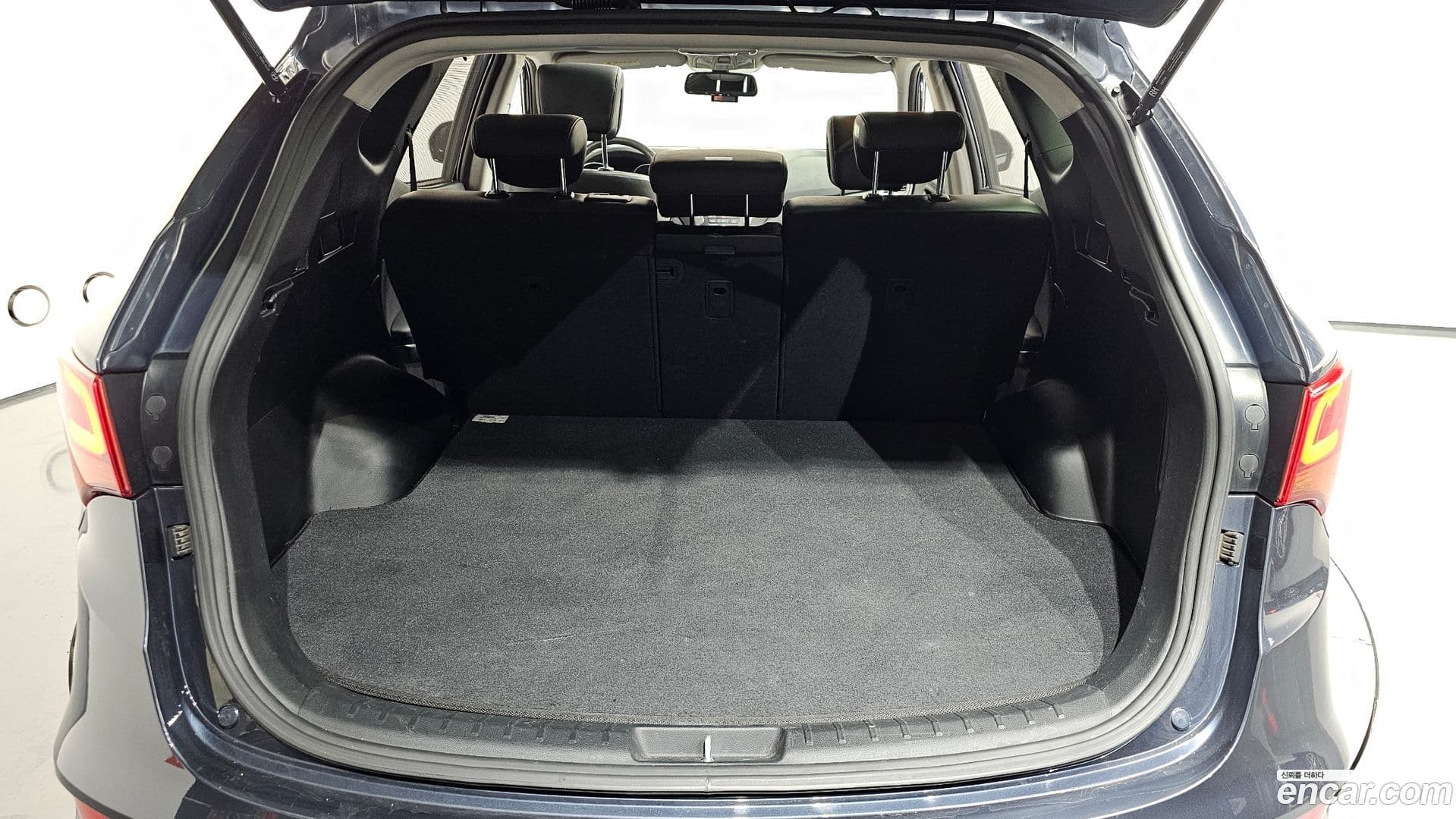 Main__Slider__Photo:Santafe Hyundai 2015.6-18