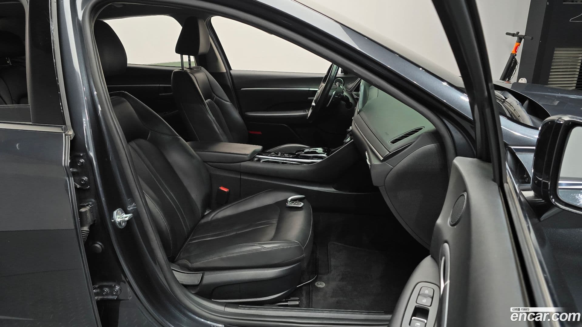 Main__Slider__Photo:Sonata Hyundai 2022.2-25