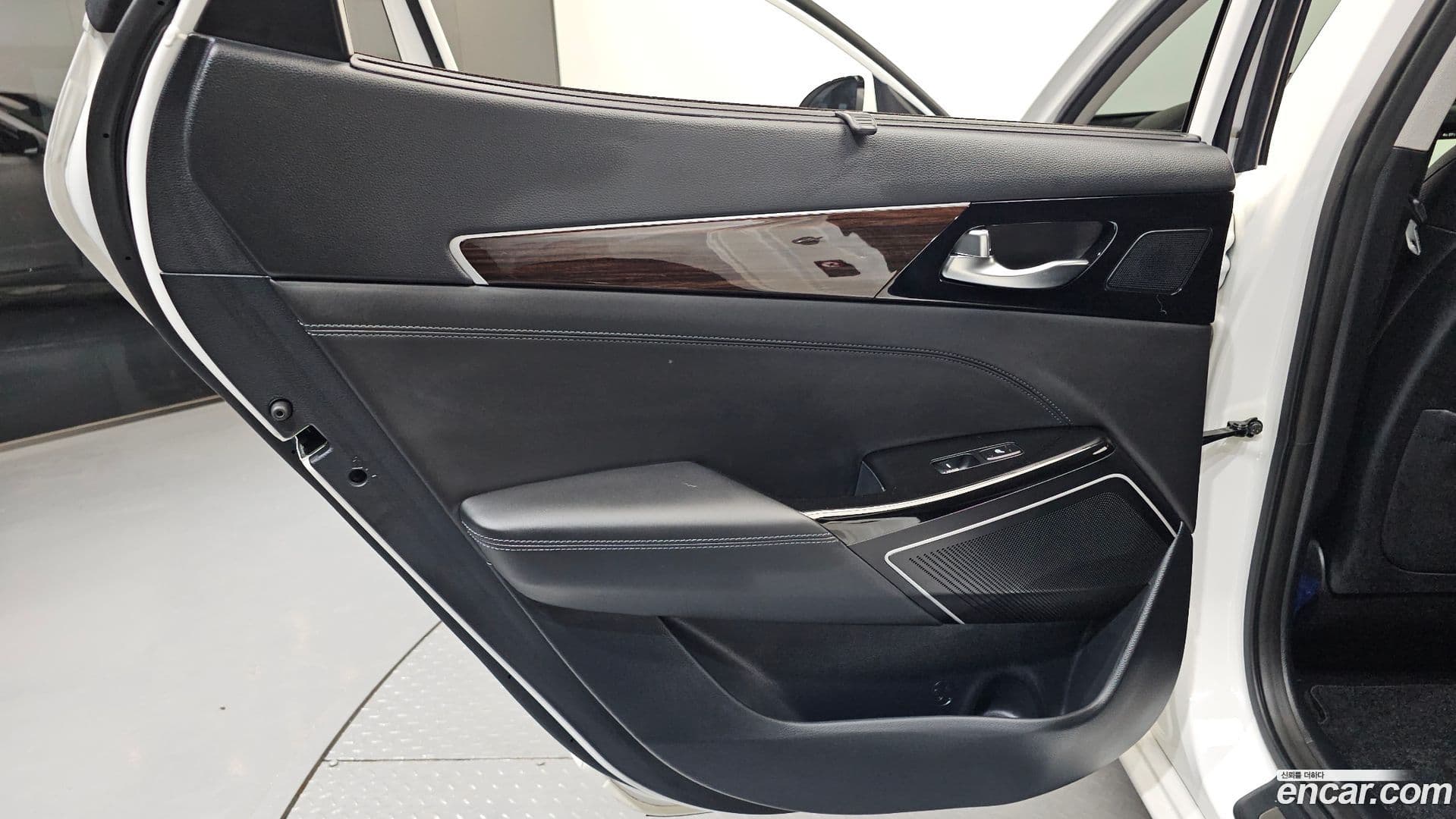 Main__Slider__Photo:K7 Kia 2018.9-24