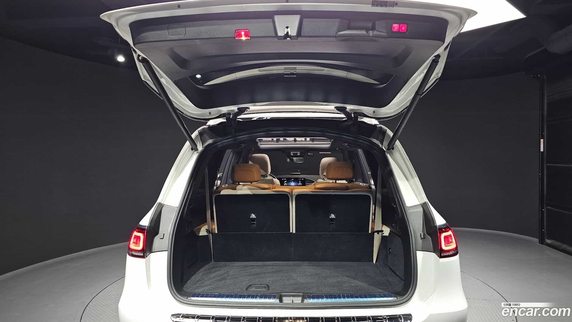GLS-Class Mercedes-Benz 2022.4-OPTION-024
