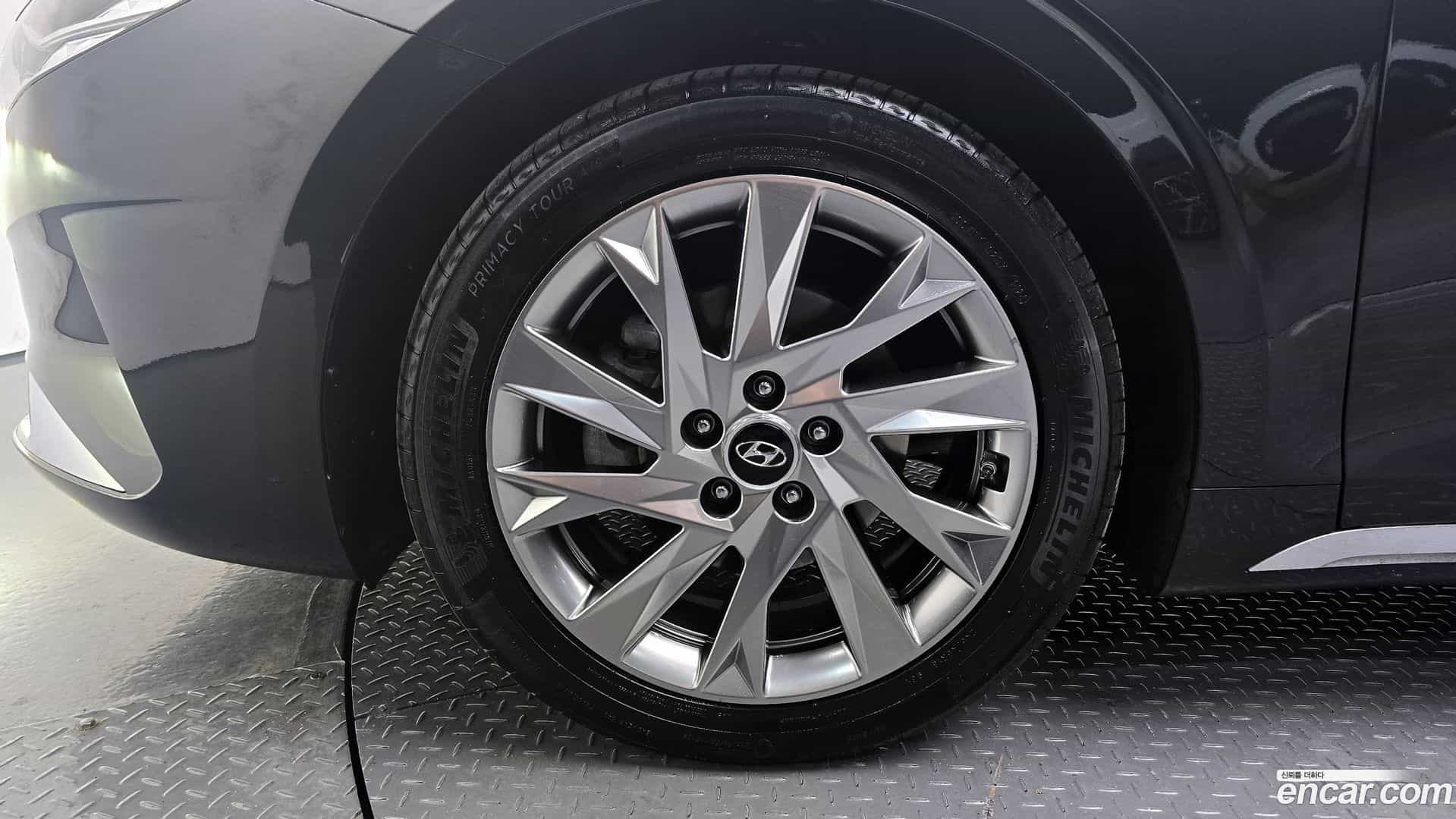 Grandeur Hyundai 2020.1-OUTER-005
