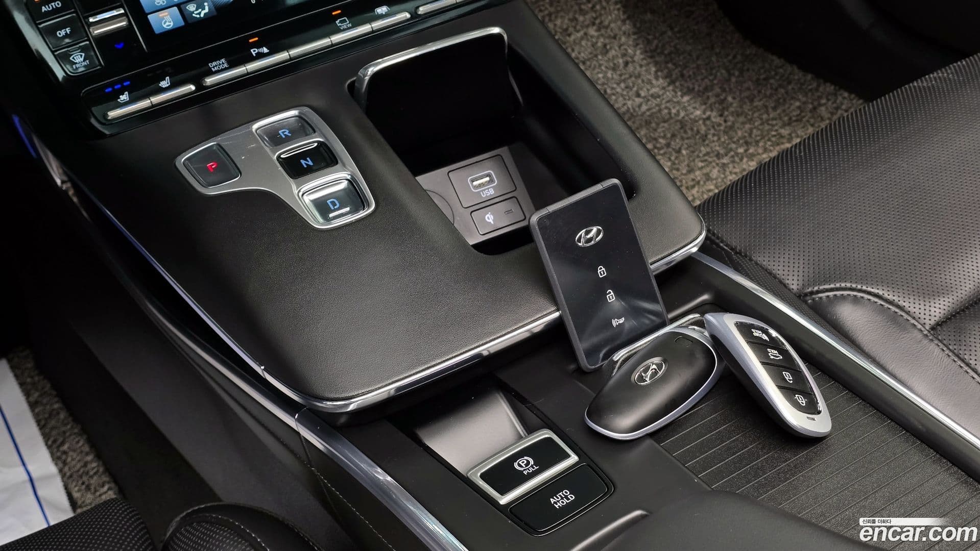 Main__Slider__Photo:Grandeur Hyundai 2020.1-8