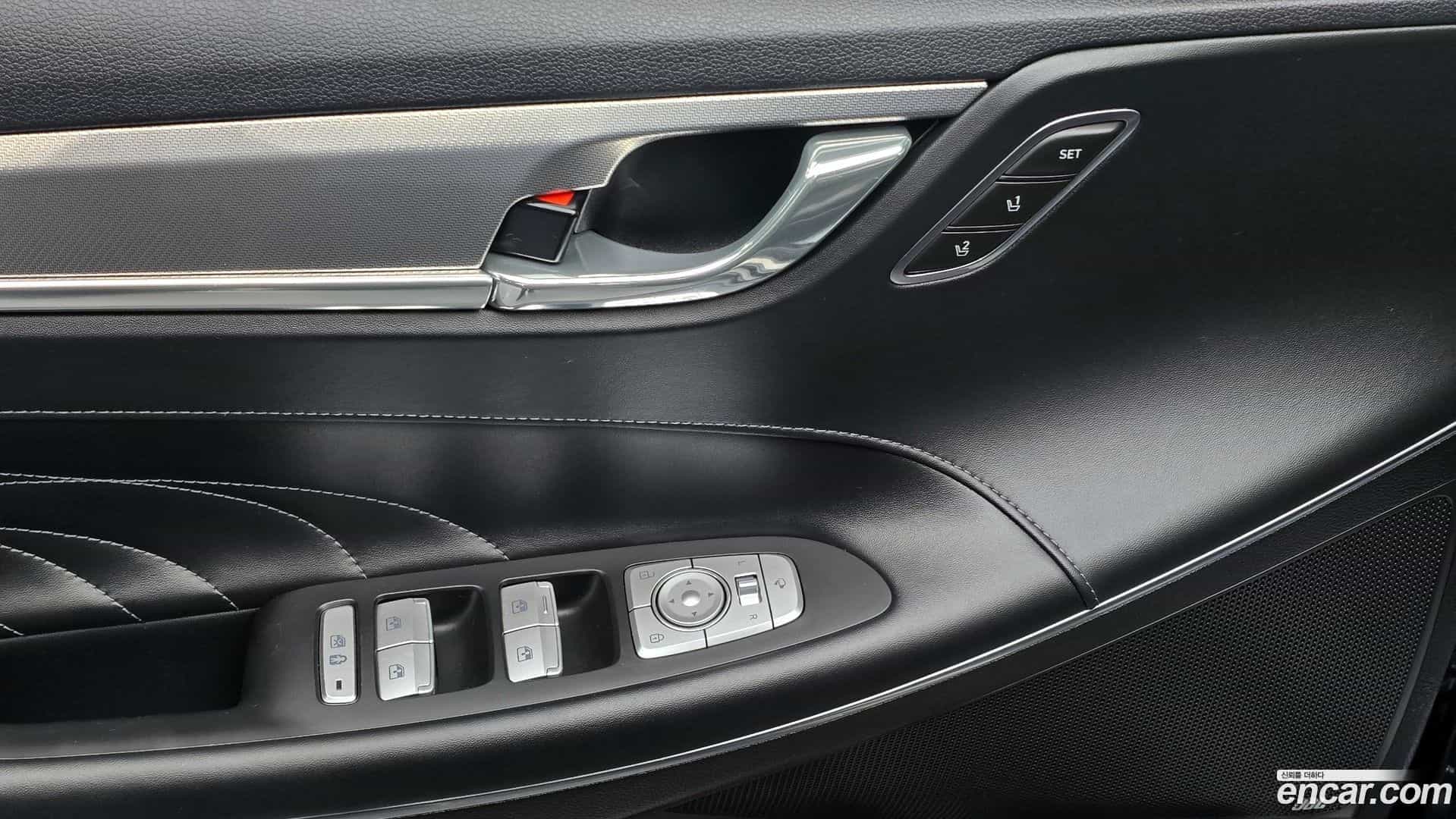 Grandeur Hyundai 2020.1-OPTION-024