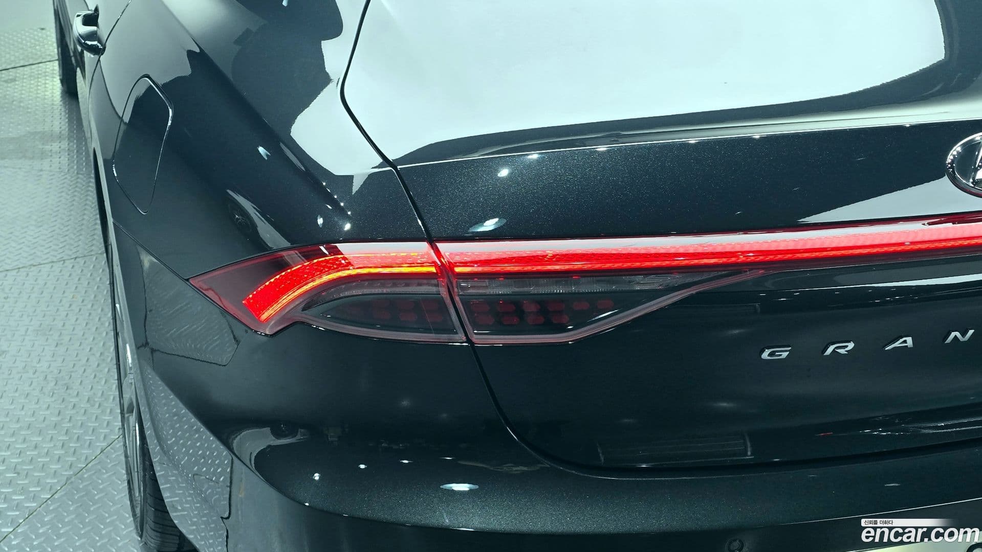 Main__Slider__Photo:Grandeur Hyundai 2020.1-22