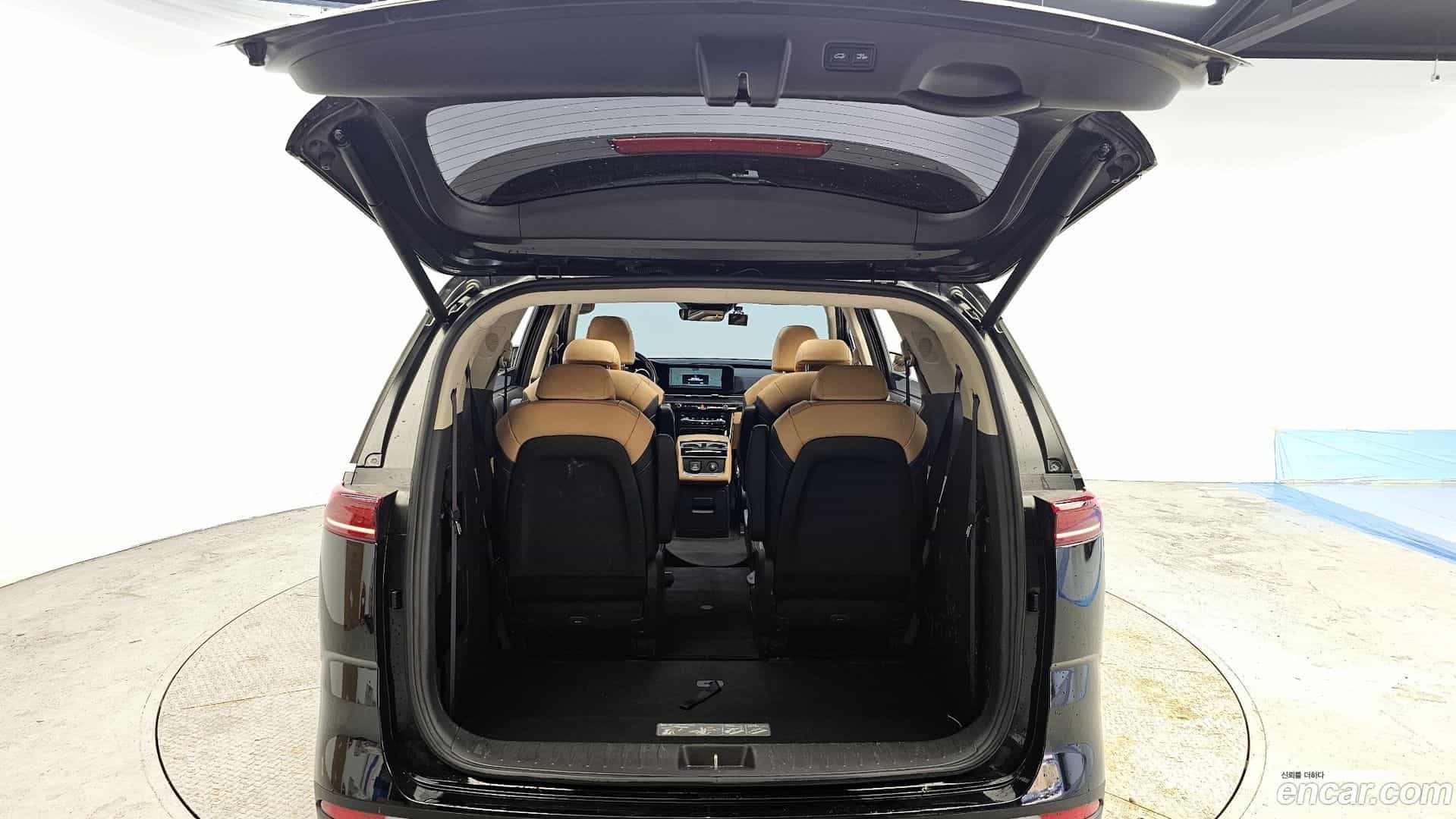 Canival Kia 2022.4-OPTION-024