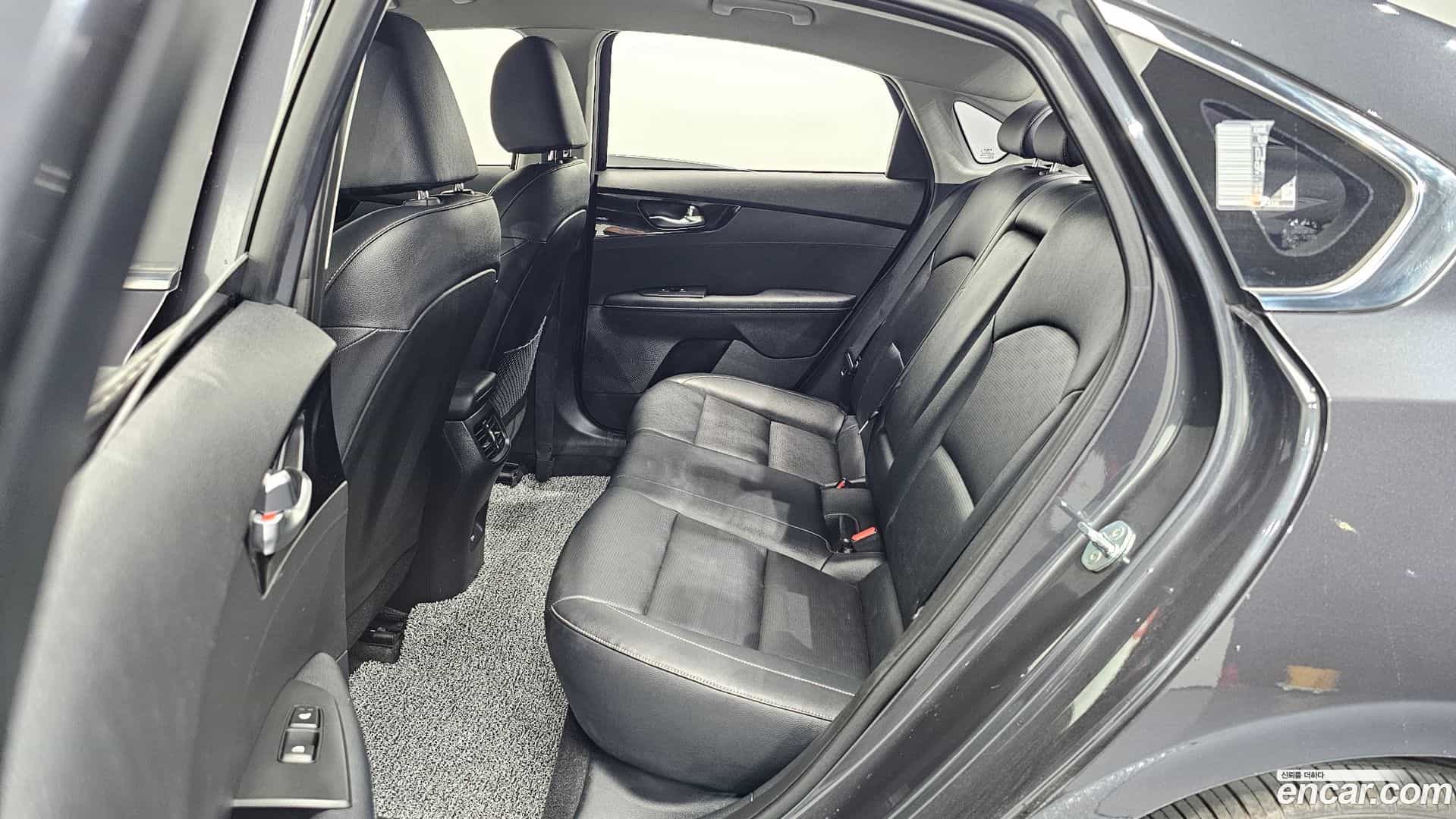 K3 Kia 2022.3-OPTION-015