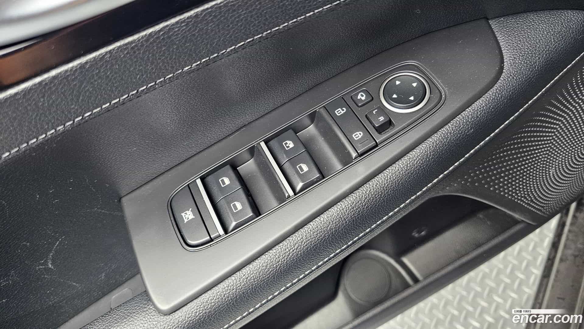 K3 Kia 2022.3-OPTION-043