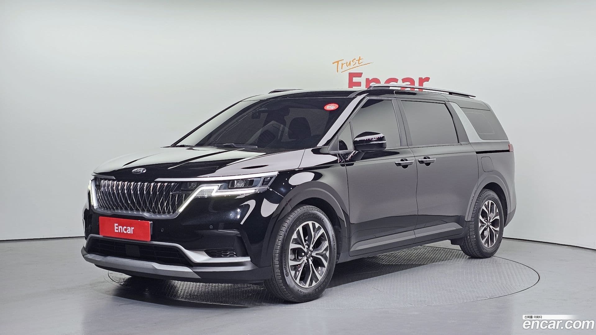 Main__Slider__Photo:Canival Kia 2021.2-0