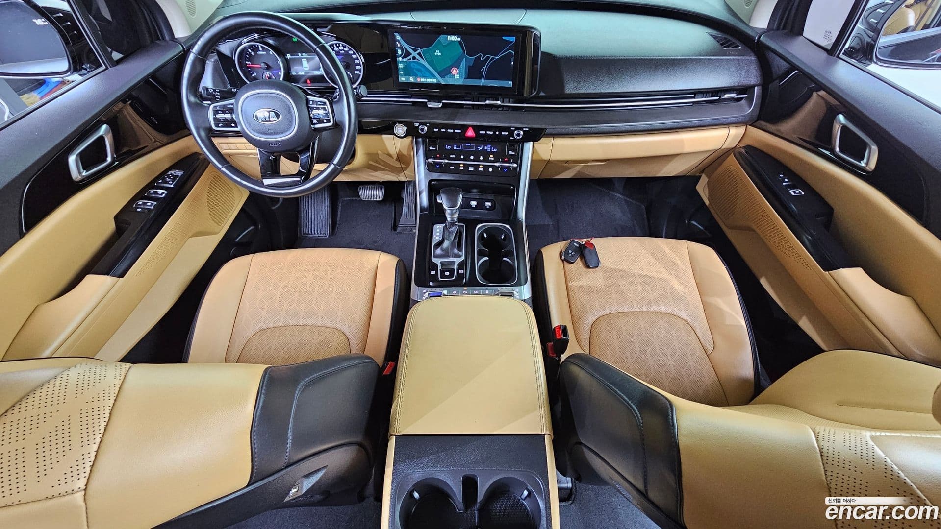Main__Slider__Photo:Canival Kia 2021.2-6
