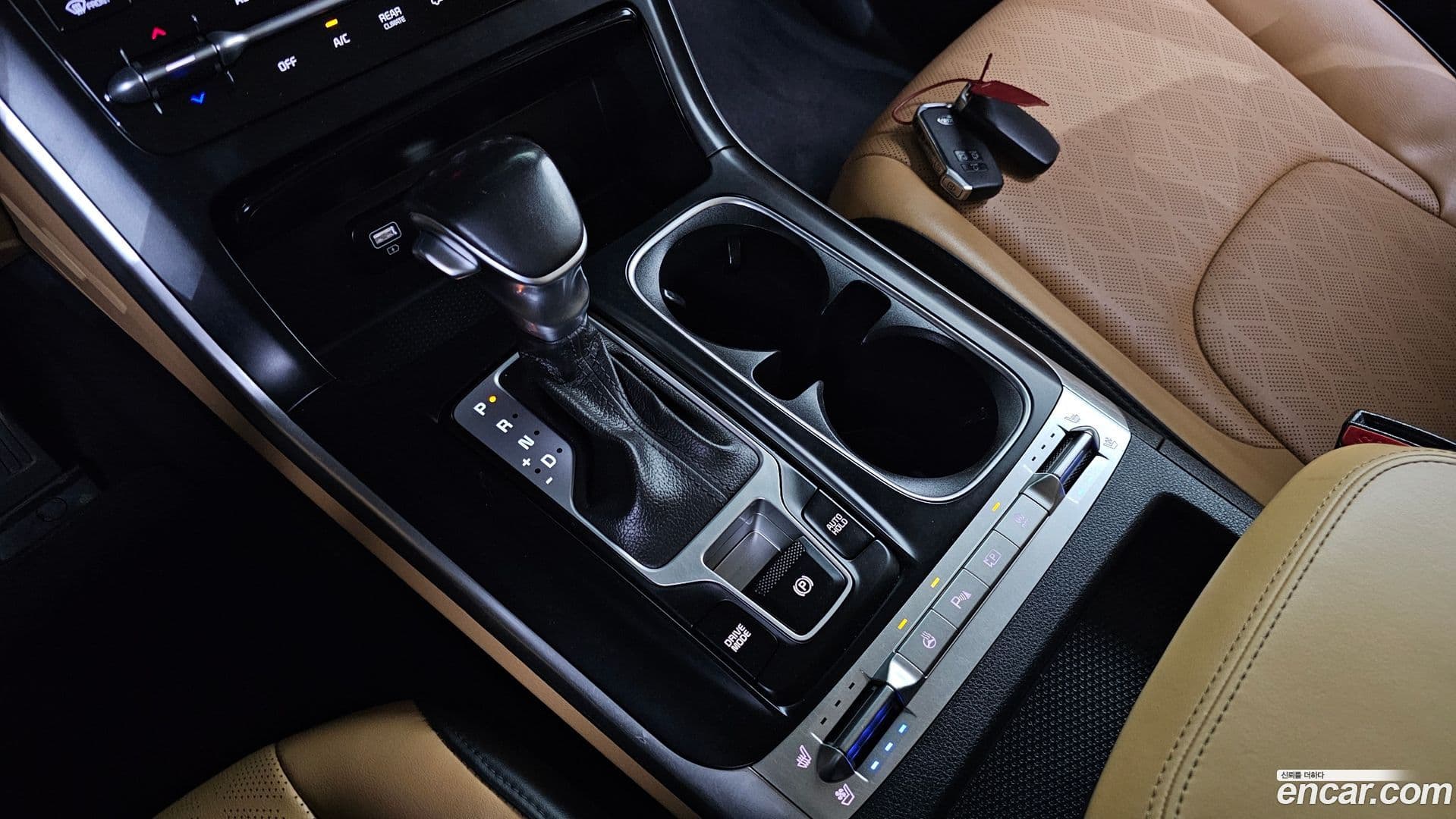Main__Slider__Photo:Canival Kia 2021.2-8