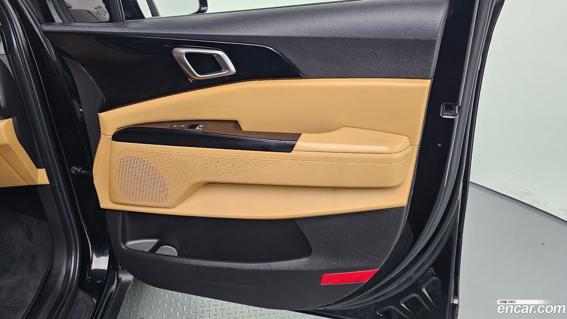 Main__Slider__Photo:Canival Kia 2021.2-24