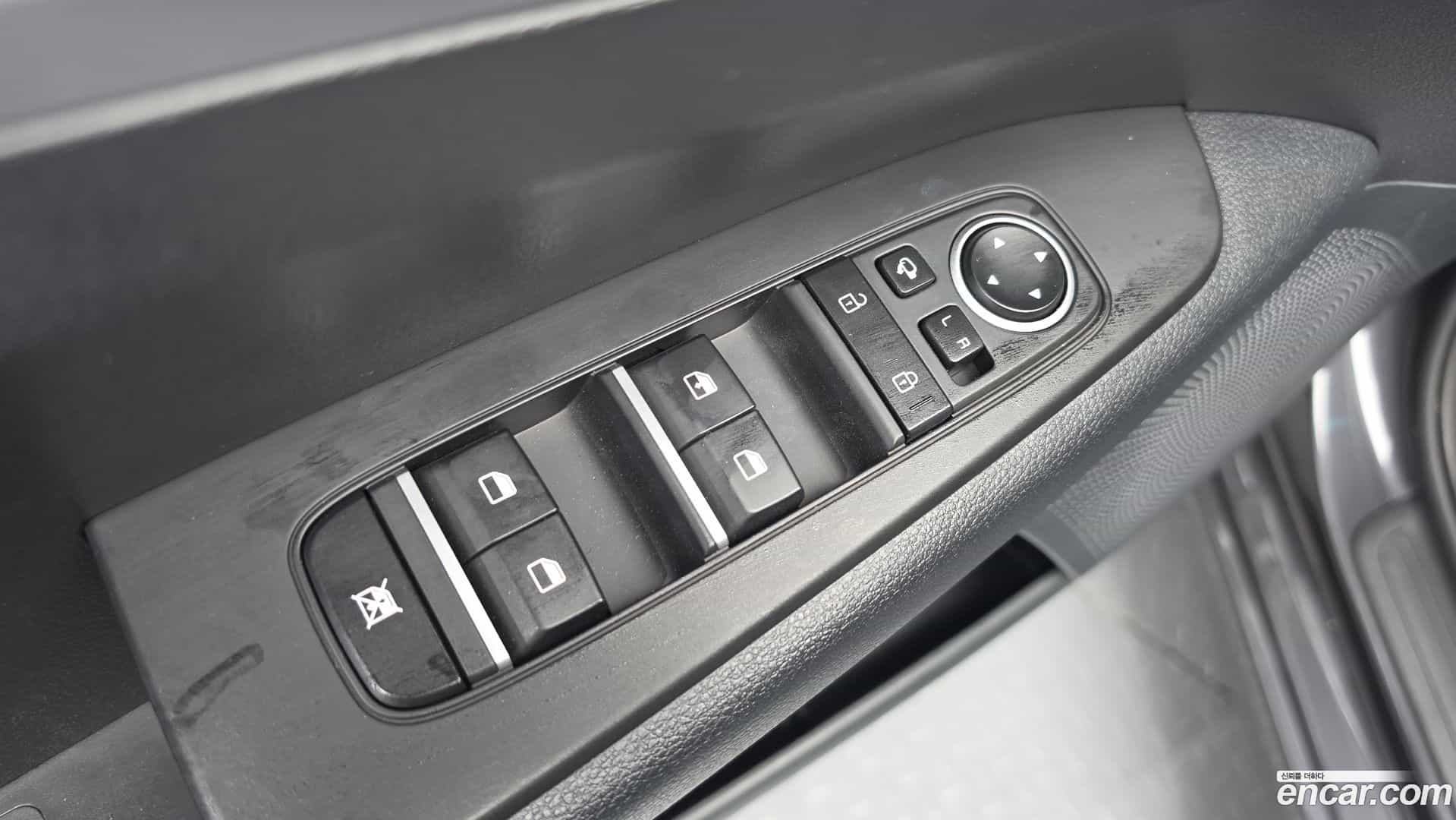 K3 Kia 2023.1-OPTION-018