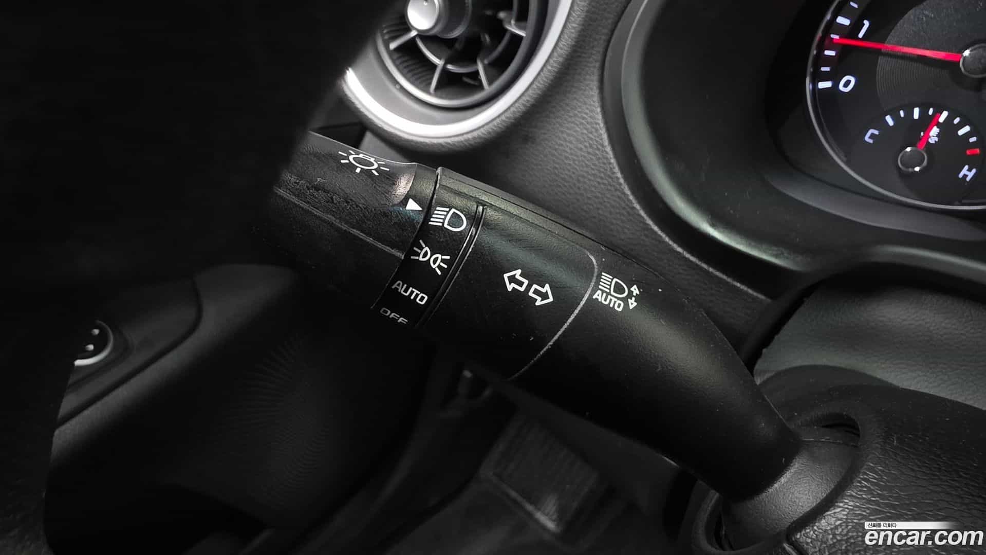 K3 Kia 2023.1-OPTION-021