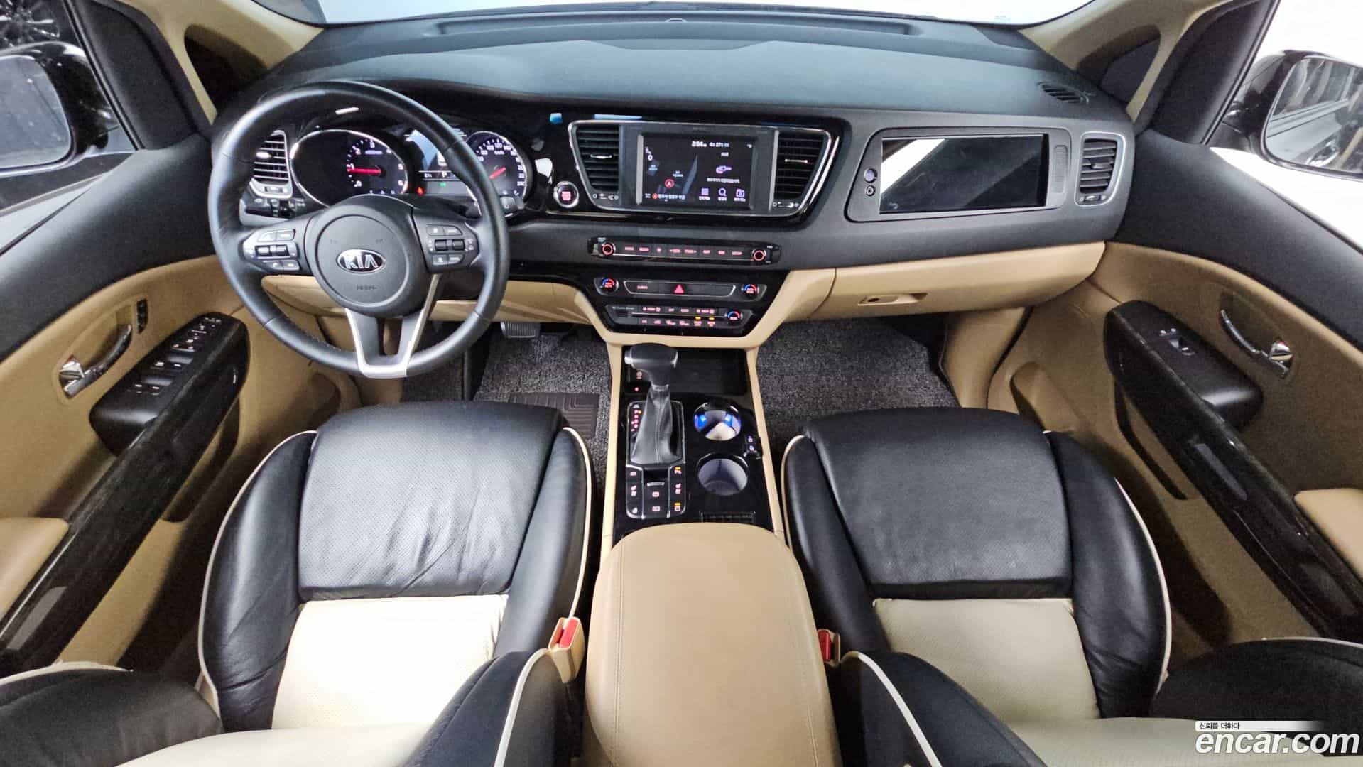 Canival Kia 2019.1-INNER-007