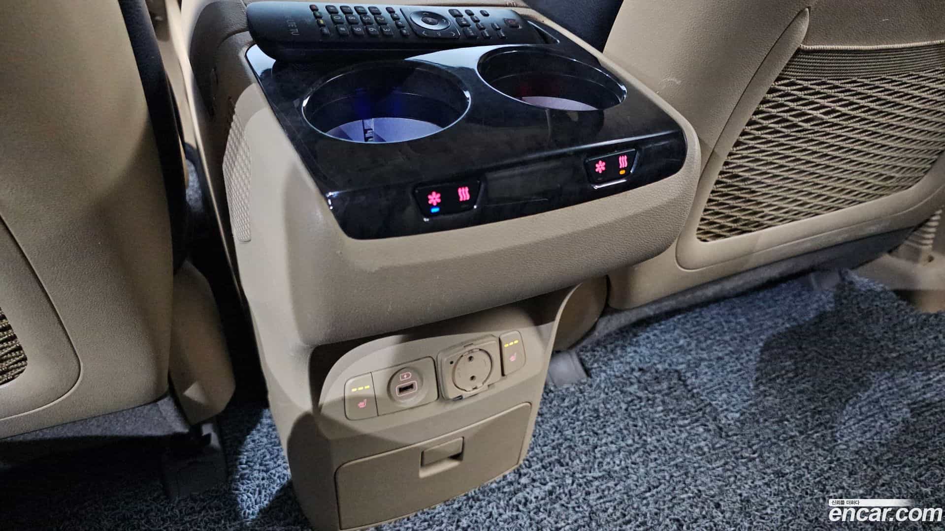 Canival Kia 2019.1-OPTION-023