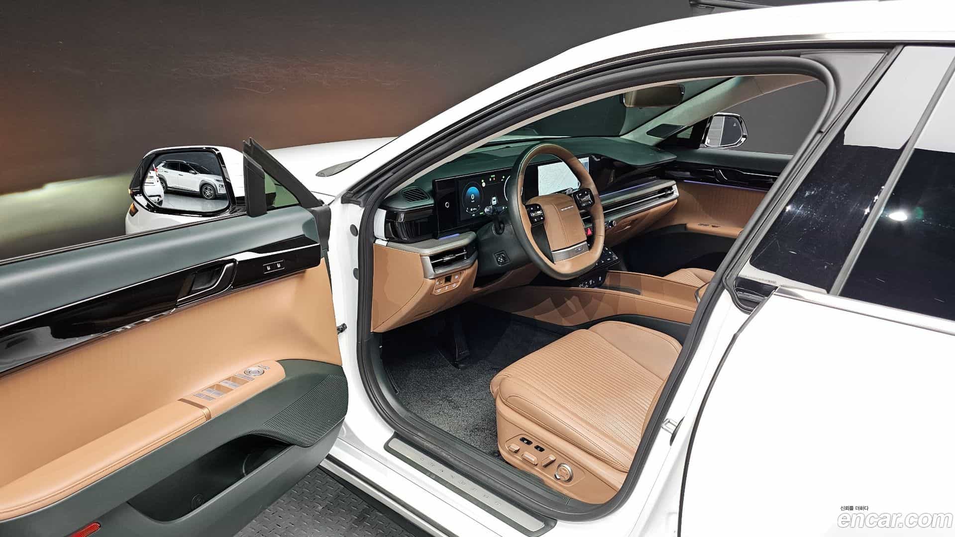 Grandeur Hyundai 2023.11-INNER-010