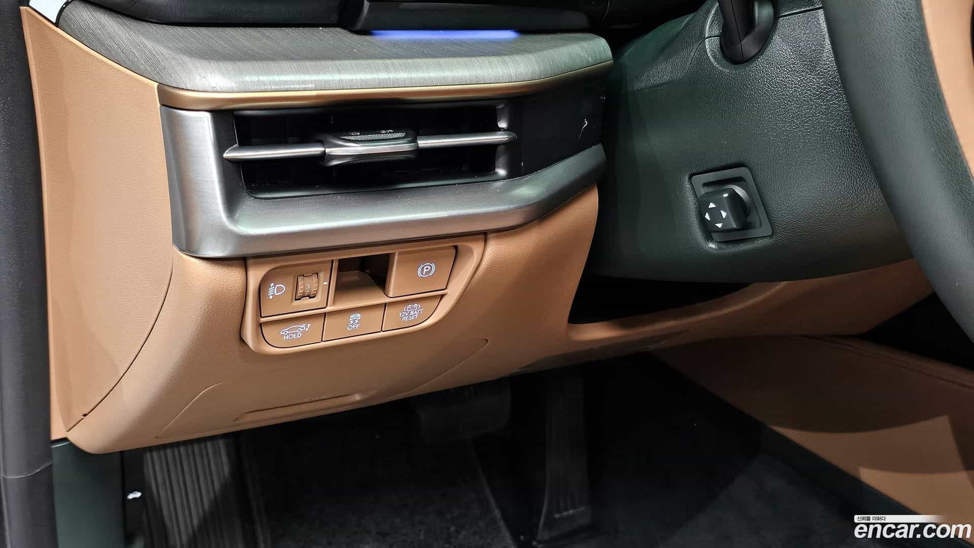 Grandeur Hyundai 2023.11-OPTION-019