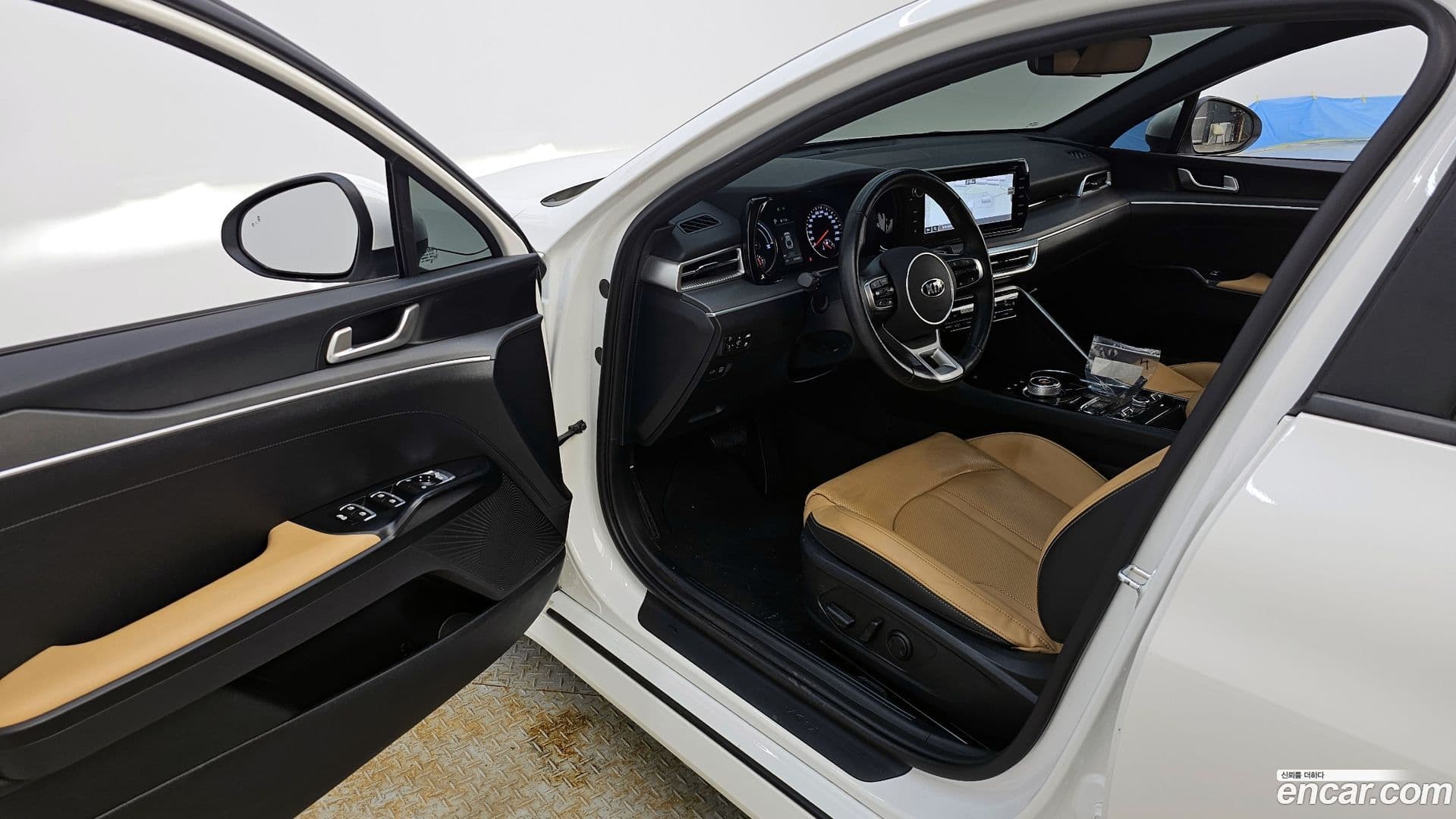 Main__Slider__Photo:K5 Kia 2021.3-9