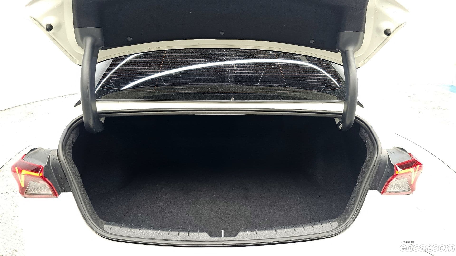 Main__Slider__Photo:K5 Kia 2021.3-19