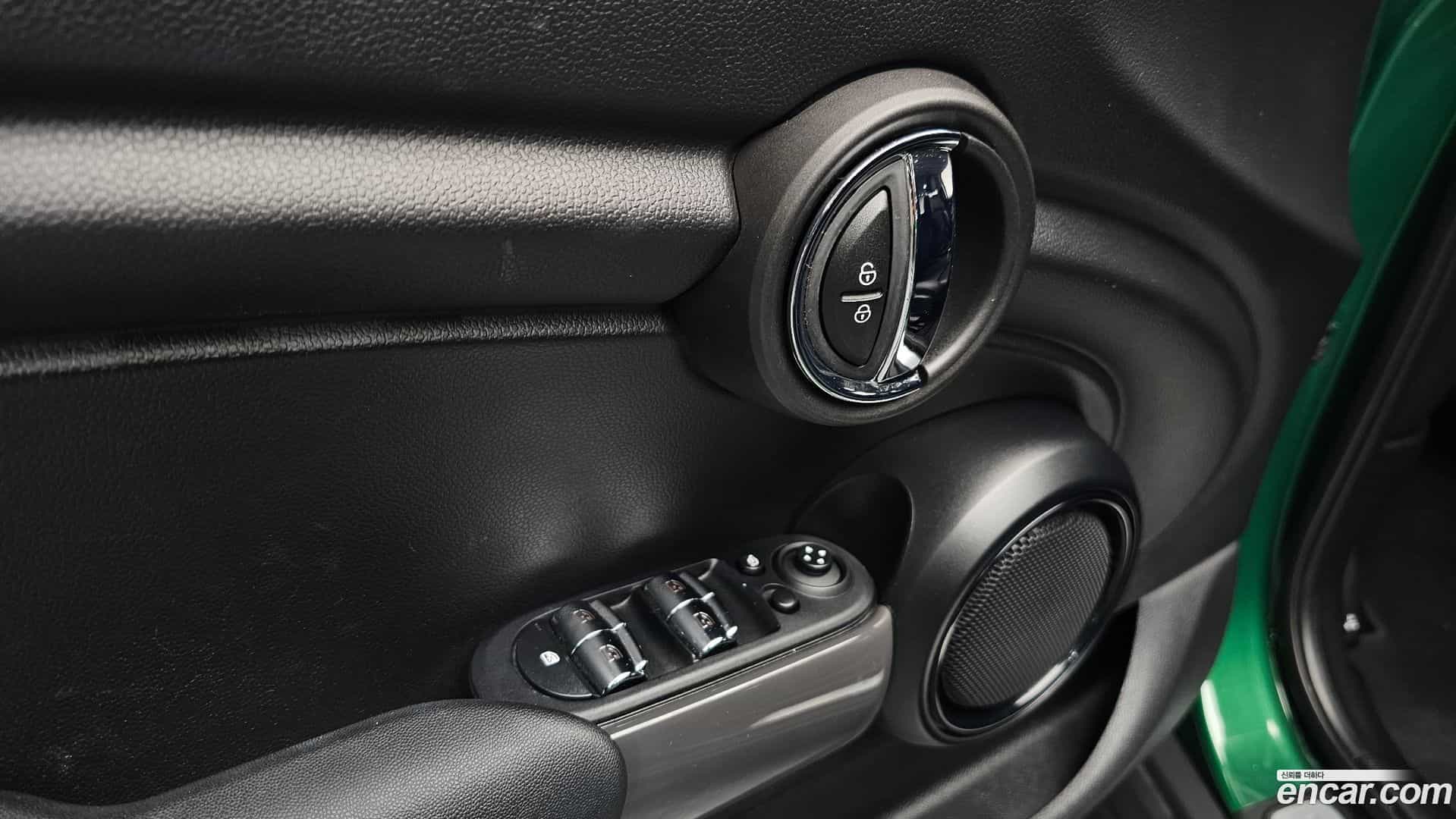Cooper Mini 2021.2-OPTION-020
